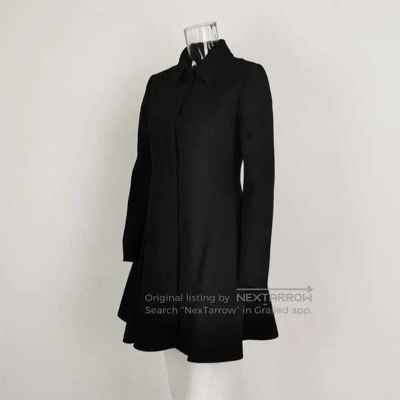 Valentino Valentino Plush-blend solid color lapel cinched waist coat Size XS / US 0-2 / IT 36-38 - 2 Thumbnail