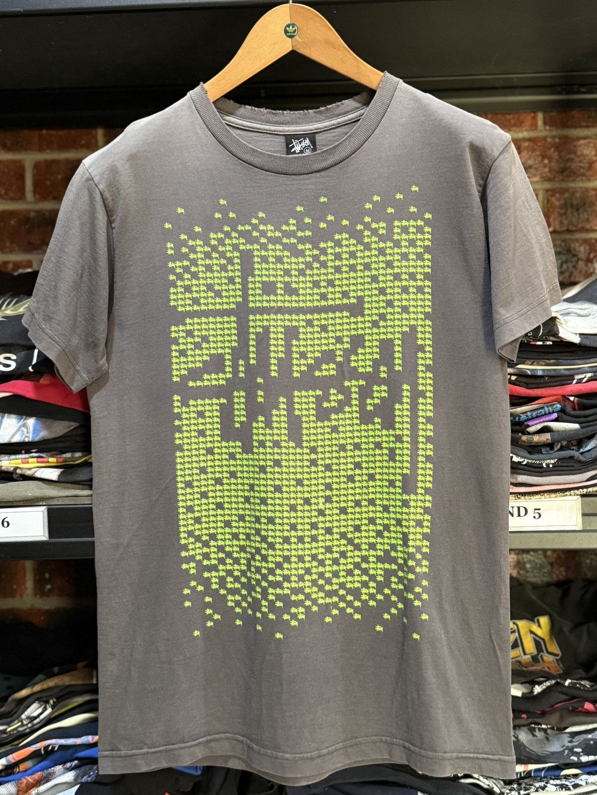 Stussy Thrashed Vintage Stussy Mini Green Logo Sun Faded Tee Size US M / EU 48-50 / 2 - 1 Thumbnail