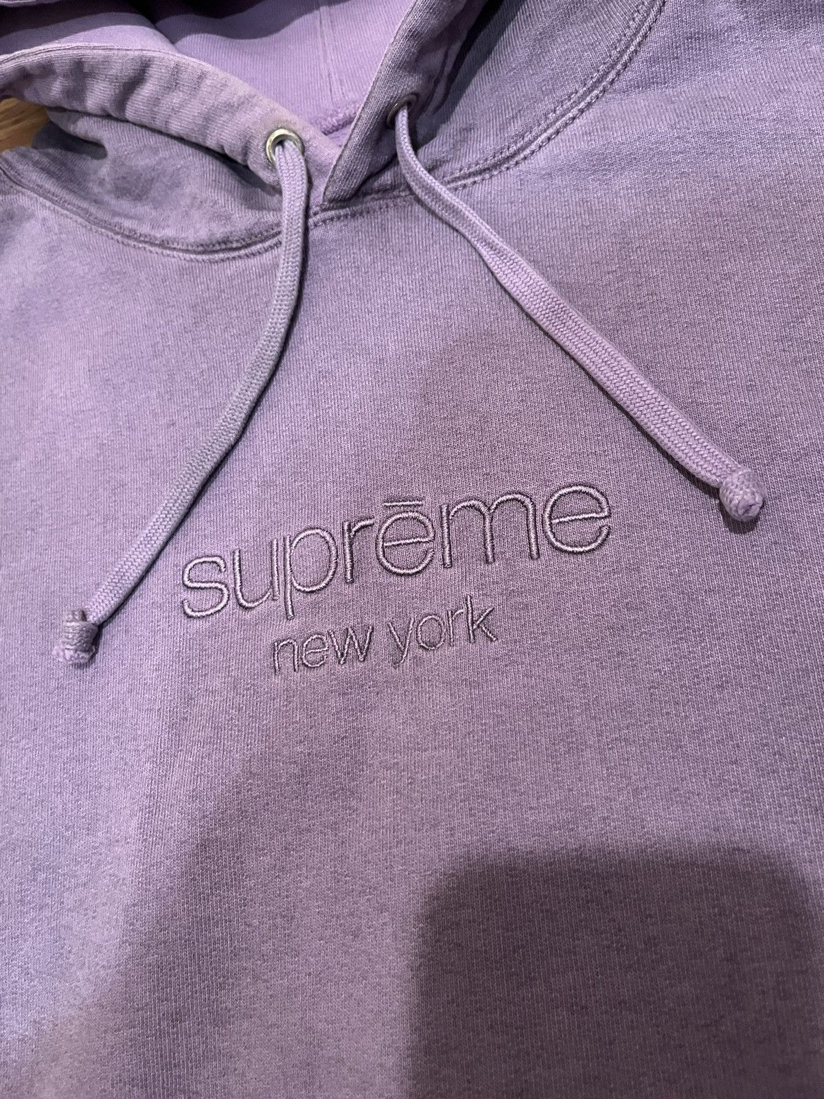 Supreme SPRAY HOODED SWEATSHIRT - VIOLET Size US M / EU 48-50 / 2 - 2 Thumbnail
