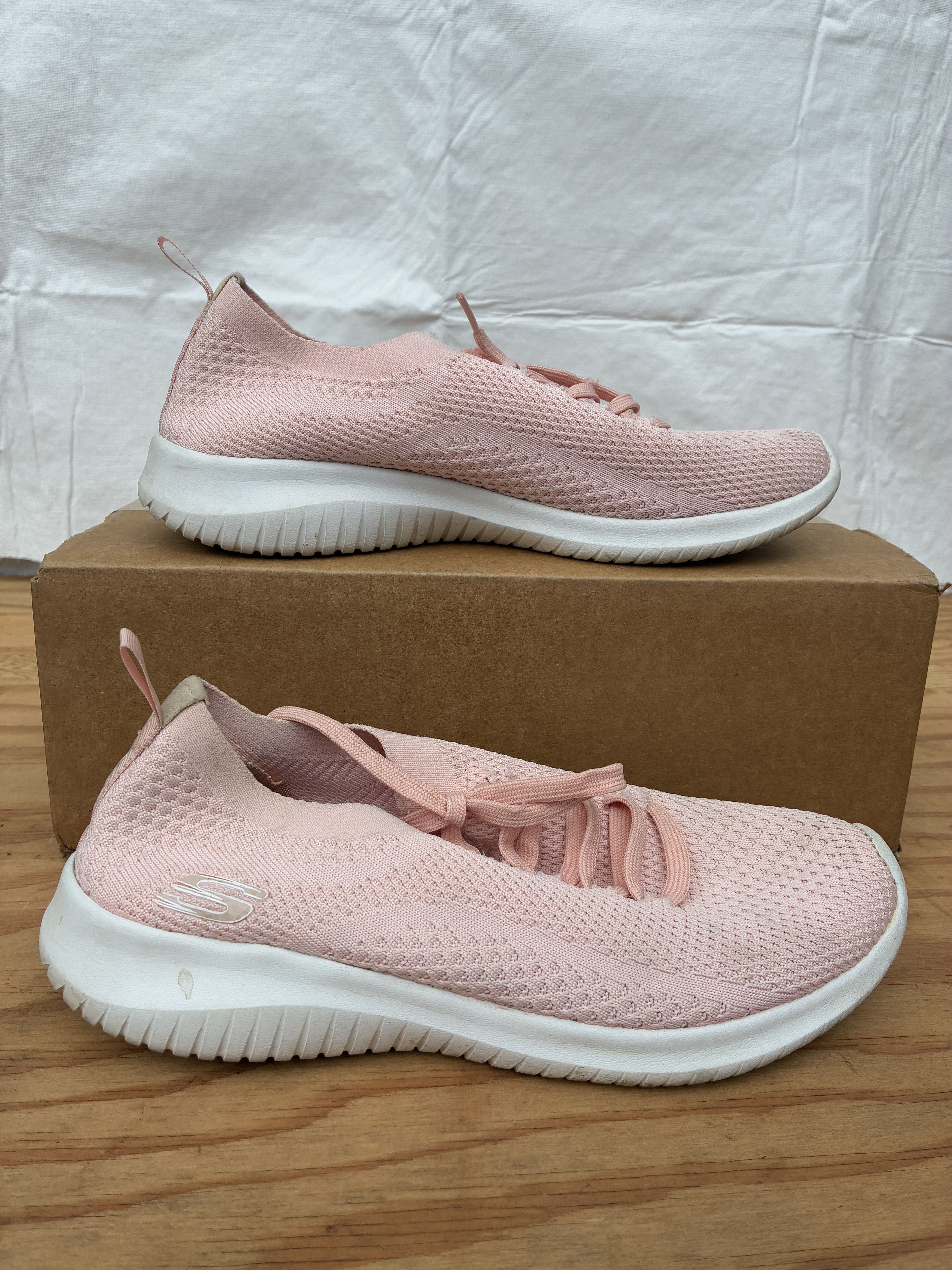 SKECHERS Skechers Stretch Fit Women Pink Running Shoes Size 9 Size US 9 / IT 39 - 1 Thumbnail