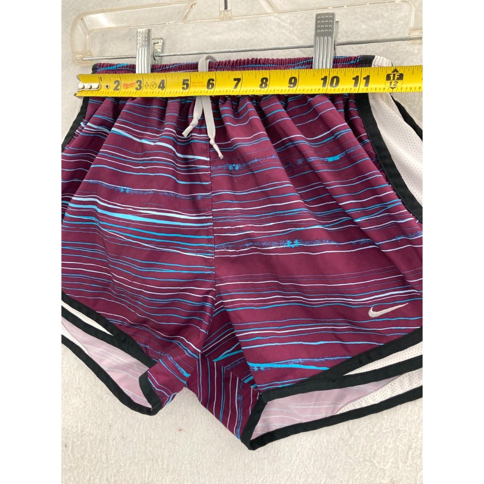 Nike Nike Running Shorts Womens Small Dri-Fit Lined Drawstring Elastic Waist Size 28" / US 6 / IT 42 - 2 Thumbnail