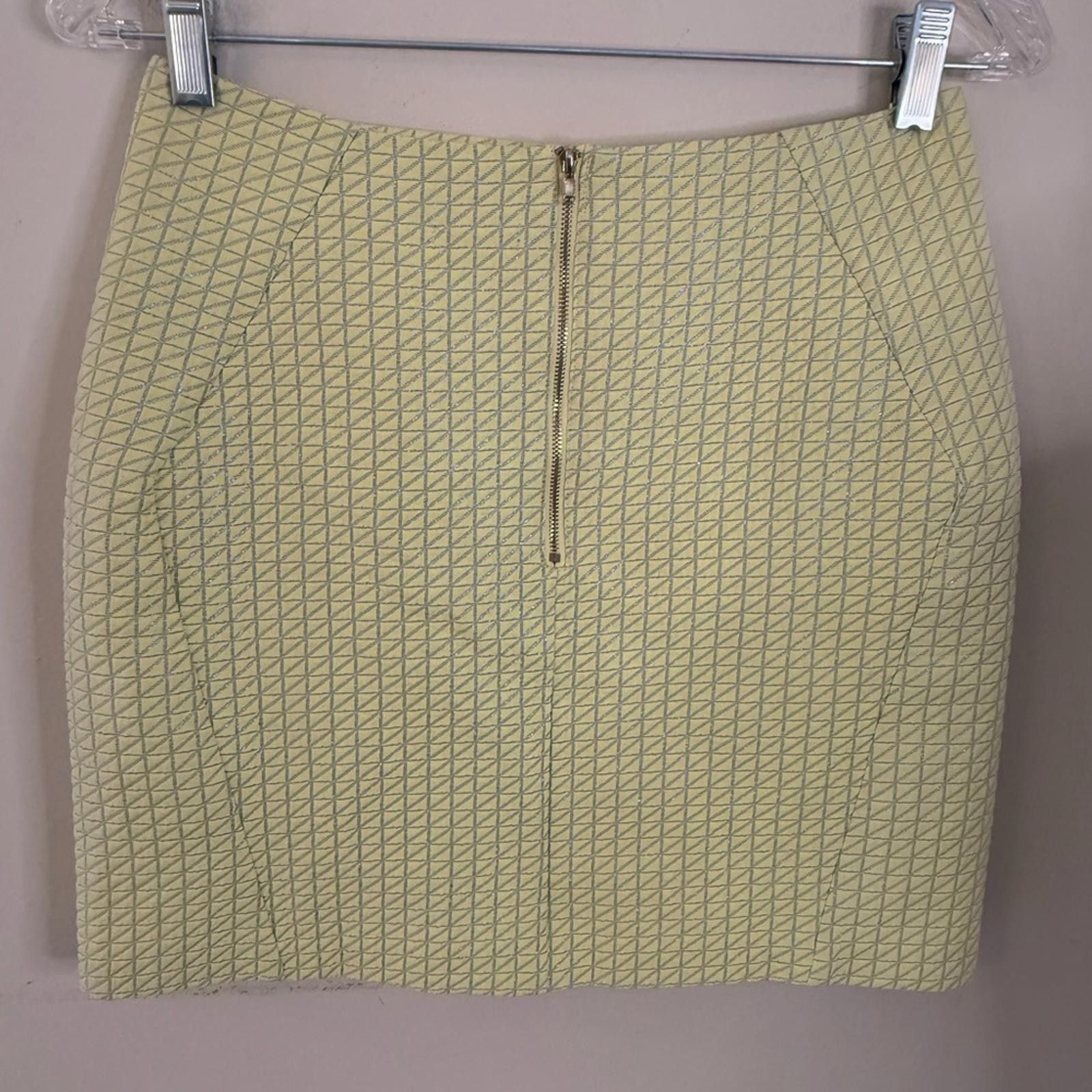 Other Brigette Bailey Yellow mini skirt silver plaid SZ medium Size 32" / US 10 / IT 46 - 2 Thumbnail