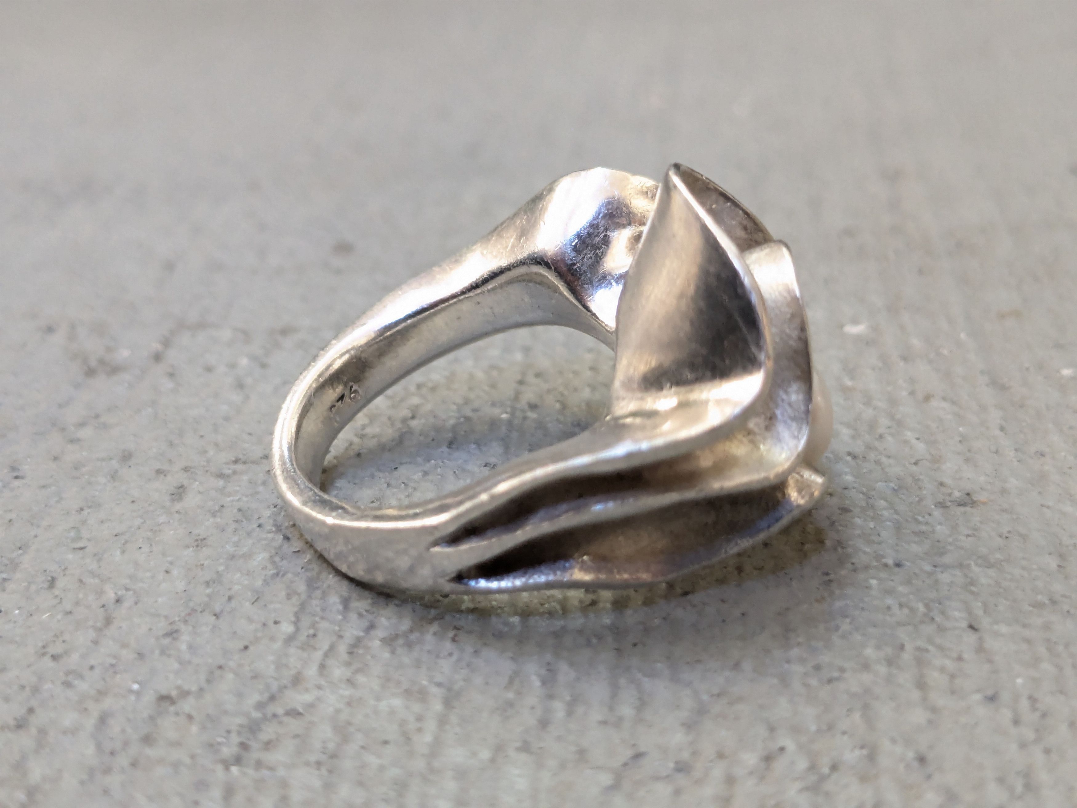 Other Vintage Sterling Silver Ring Pearl 7.5 Modern Abstract Size ONE SIZE - 6 Thumbnail