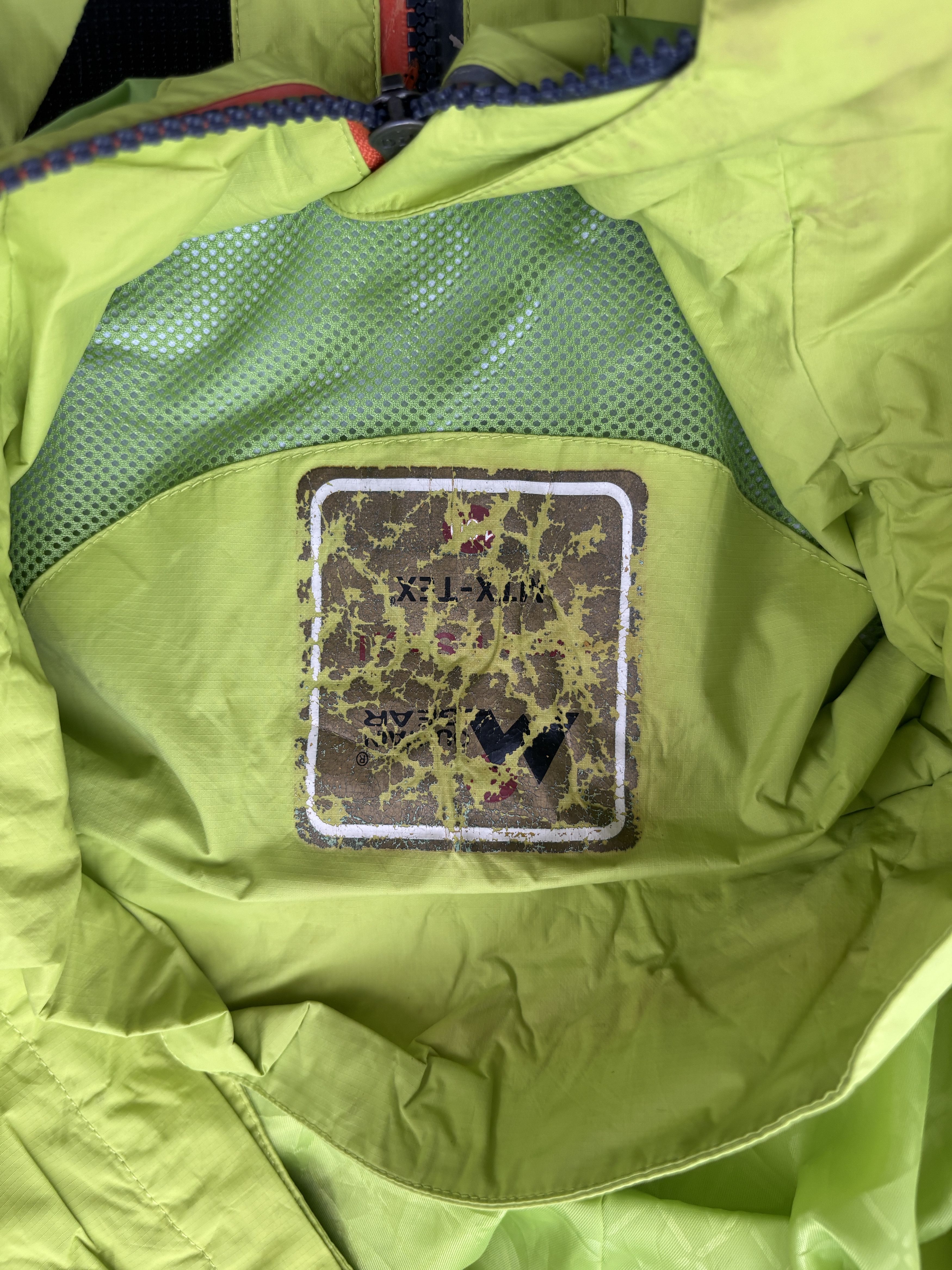 Other Mountain Gear Green Hiking Jacket Size US M / EU 48-50 / 2 - 6 Thumbnail