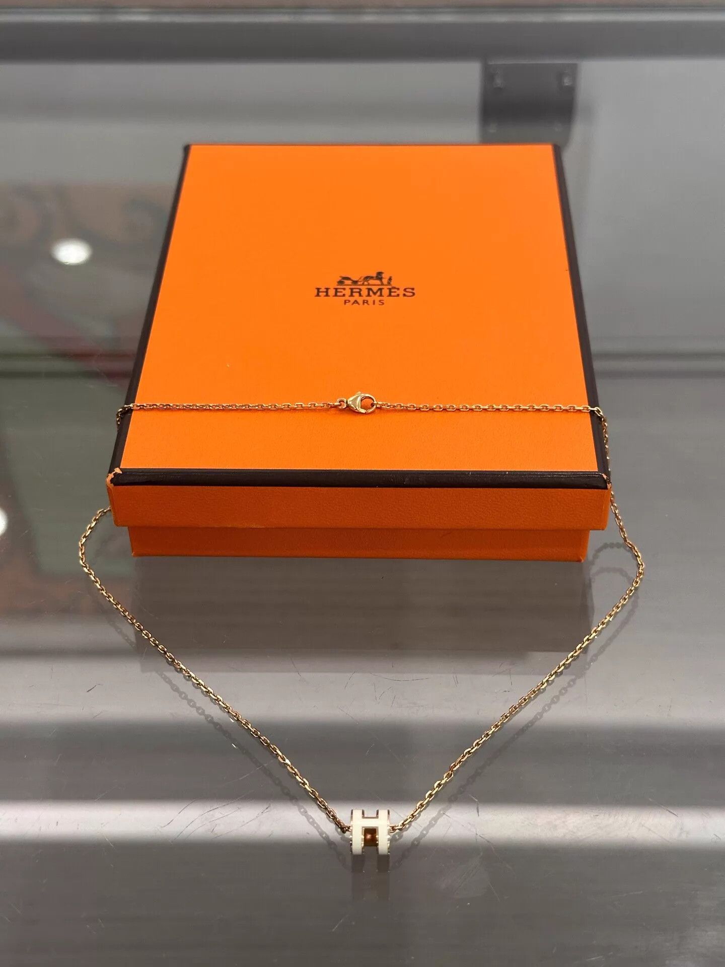Hermes Hermes Pop H Mini White Enamel H Rose Gold 40cm Necklace Size ONE SIZE - 1 Thumbnail