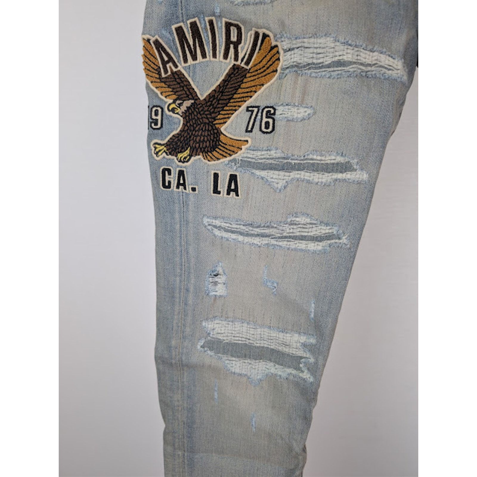 Amiri o1rshd1 Varsity Eagle Logo Skinny Jeans in Antique Indigo 30 Size US 30 / EU 46 - 8 Thumbnail