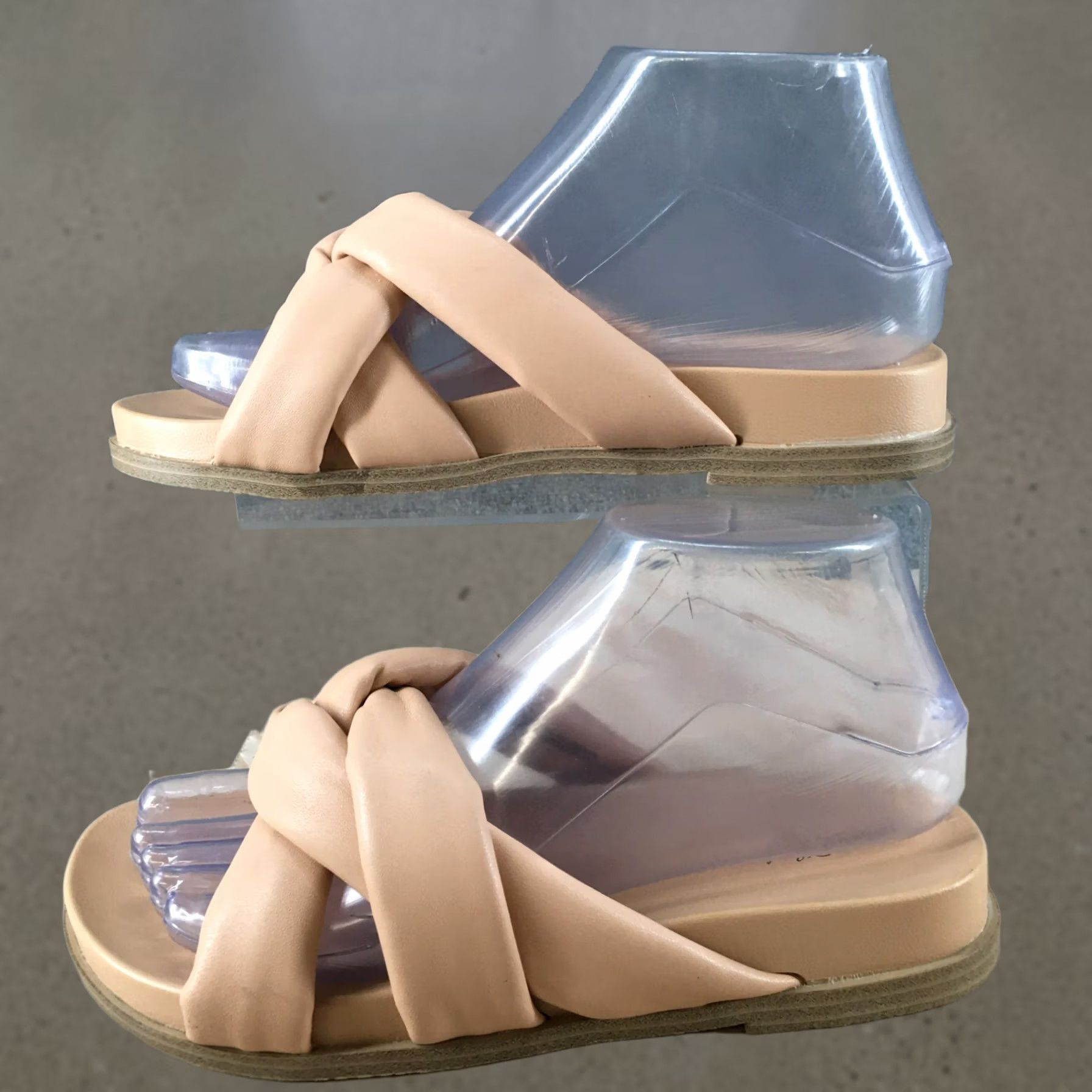 Vintage Universal Thread Sandals Womens 6 Cosette Padded Slide Beige Faux Leather Open Shoe Mens? Size US 6 / IT 36 - 1 Thumbnail