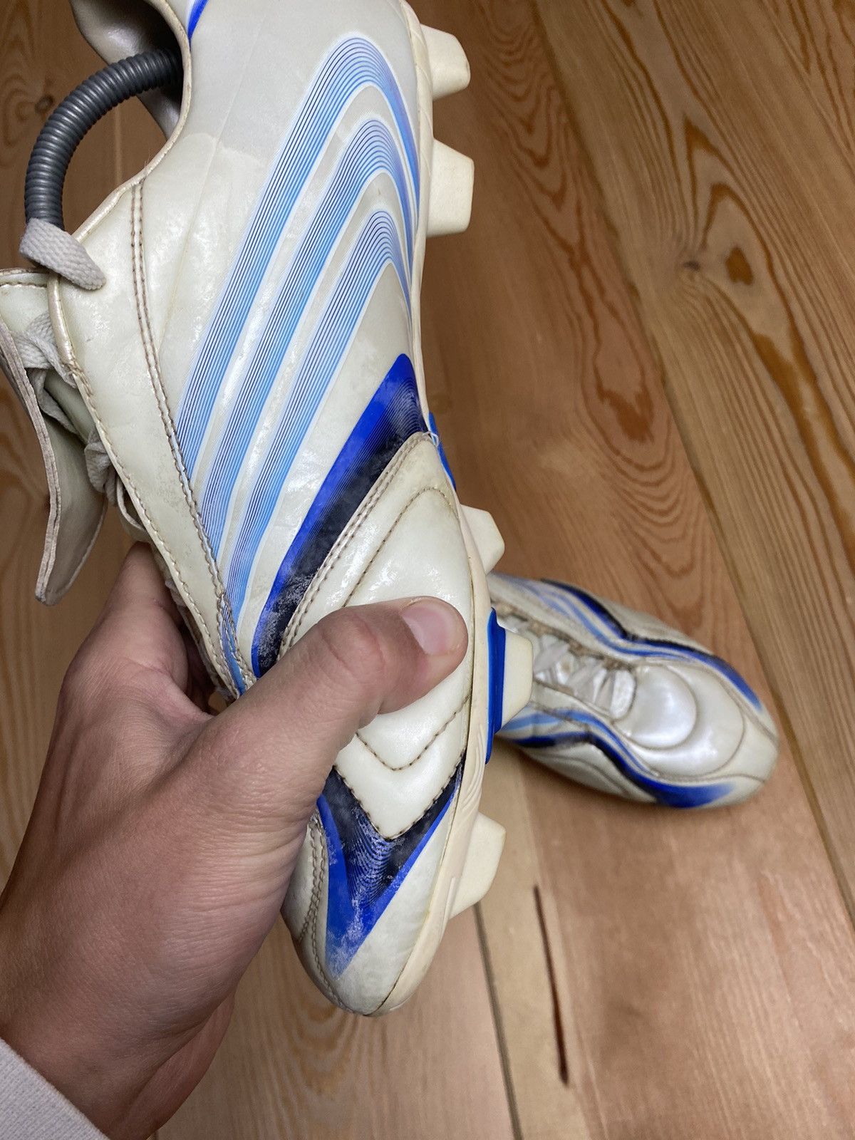 Adidas × Vintage Vintage adidas Soccer boots F10 size 10 US Size US 10 / EU 43 - 8 Thumbnail