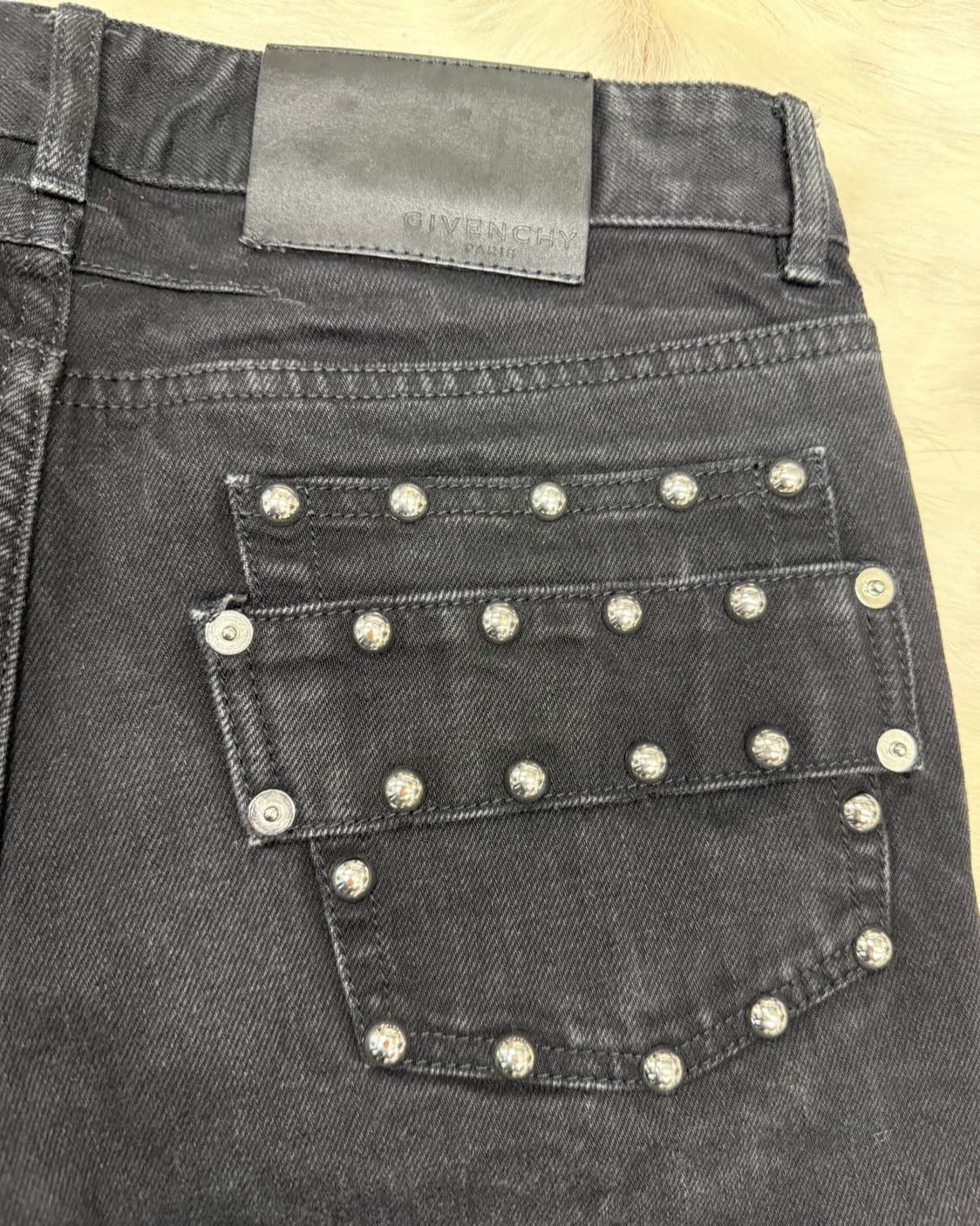 Givenchy Givenchy Back Pocket Stud Black Jeans Size US 29 - 3 Thumbnail