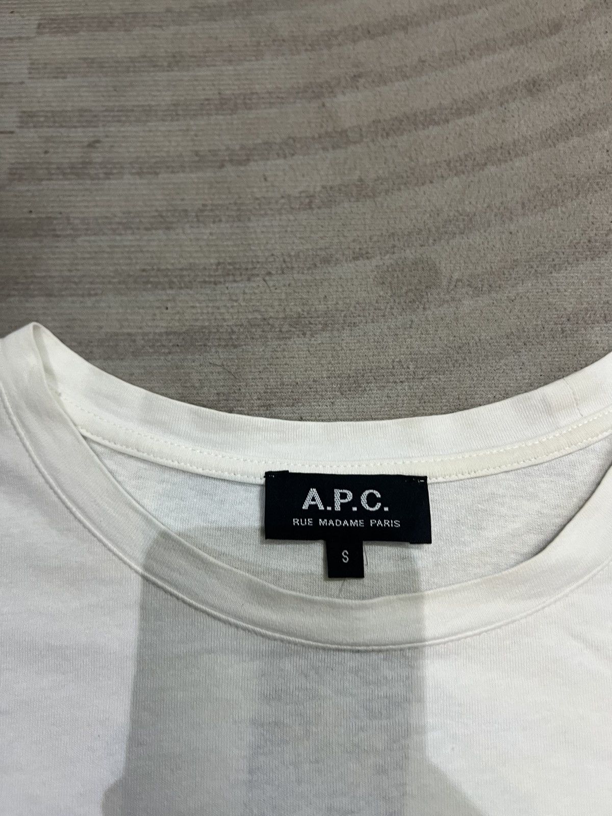 A.P.C. × Vintage APC BIG LOGO RARE Y2K TEE Size US S / EU 44-46 / 1 - 3 Thumbnail