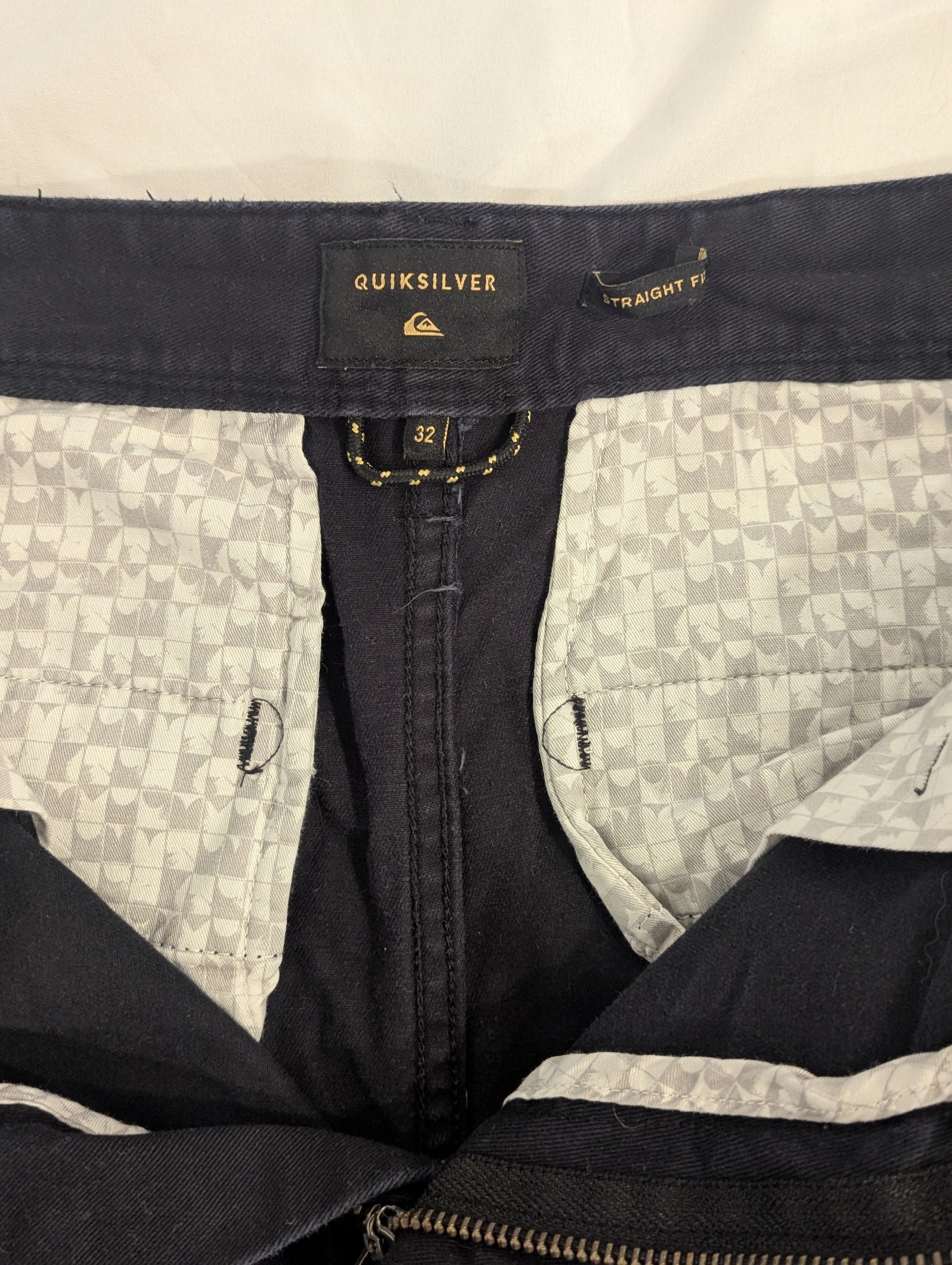 Quiksilver Y2K Quiksilver Black Shorts Size 32 Straight Fit Skate Surf Size US 32 / EU 48 - 3 Thumbnail