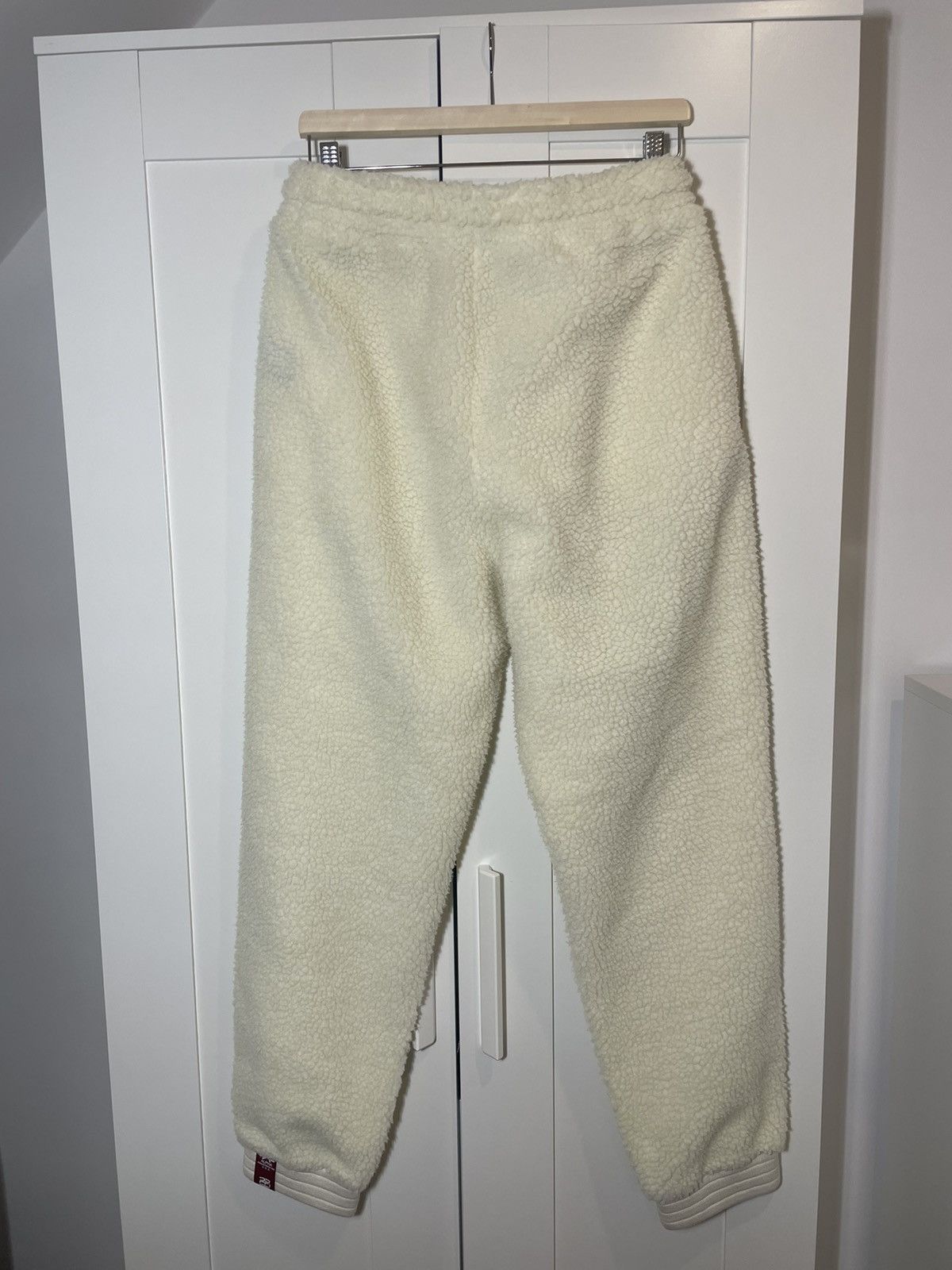 Alpha Industries × Vintage Teddy Jogger Pluszowe Spodnie Alpha Industries Size US 34 / EU 50 - 5 Thumbnail