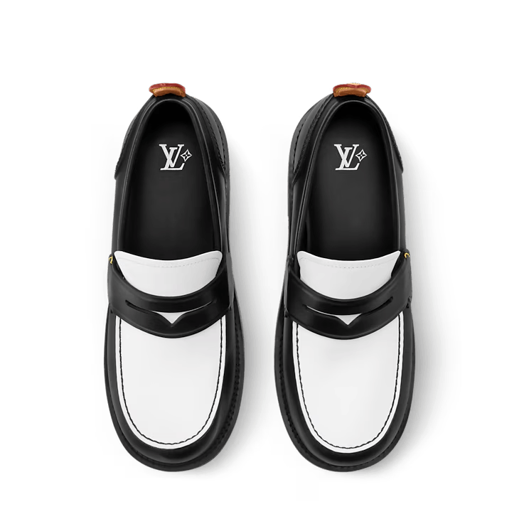 Louis Vuitton LV Bubble Loafers Size US 7 / EU 40 - 2 Thumbnail