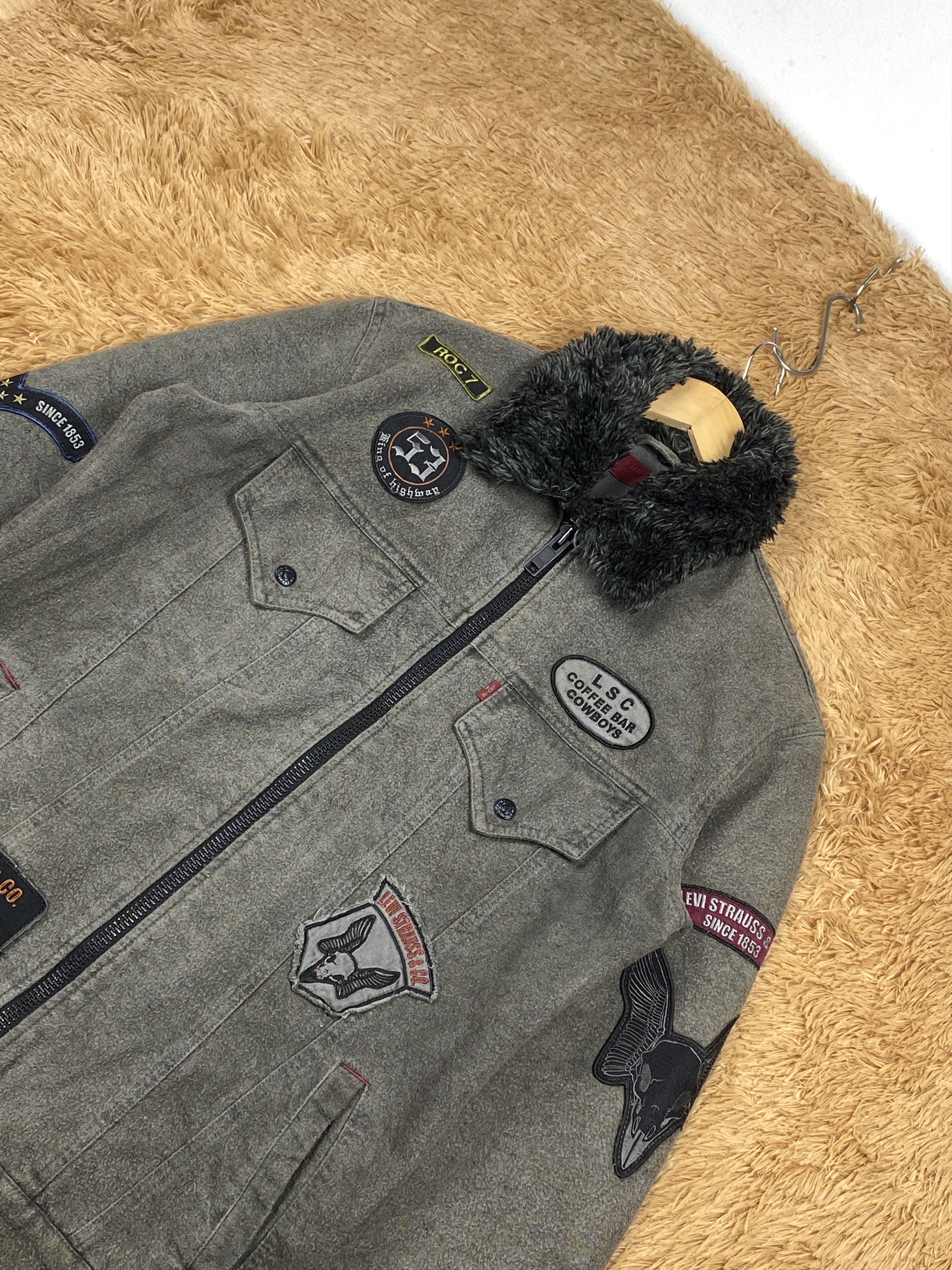 Levi's Rare Vintage LEVI'S Patches Jacket J1661 Size US S / EU 44-46 / 1 - 2 Thumbnail