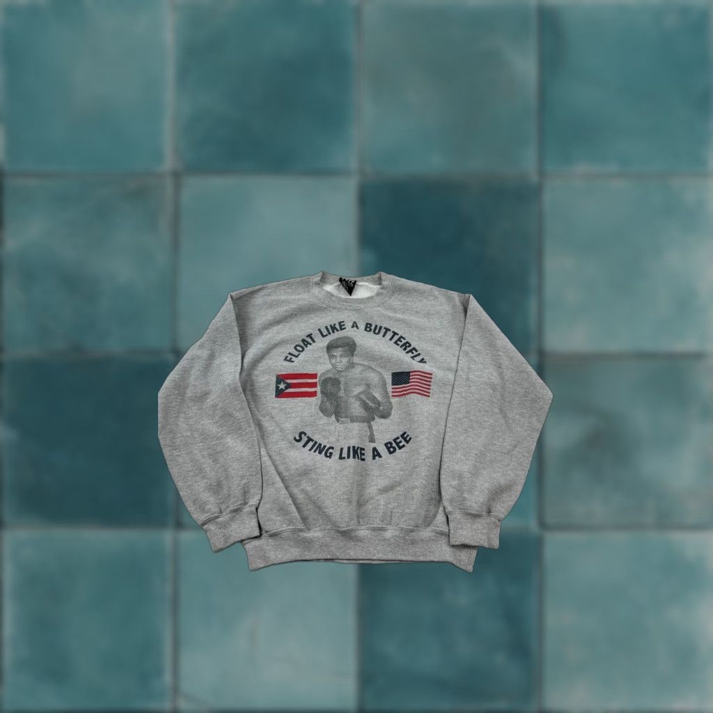Vintage Muhammad Ali Sweatshirt Men M Gray Graphic Print Heavyweight Pullover Crew Neck Long Sleeve Fitness Gym Running Fall Winter Mens Size US M / EU 48-50 / 2 - 1 Thumbnail