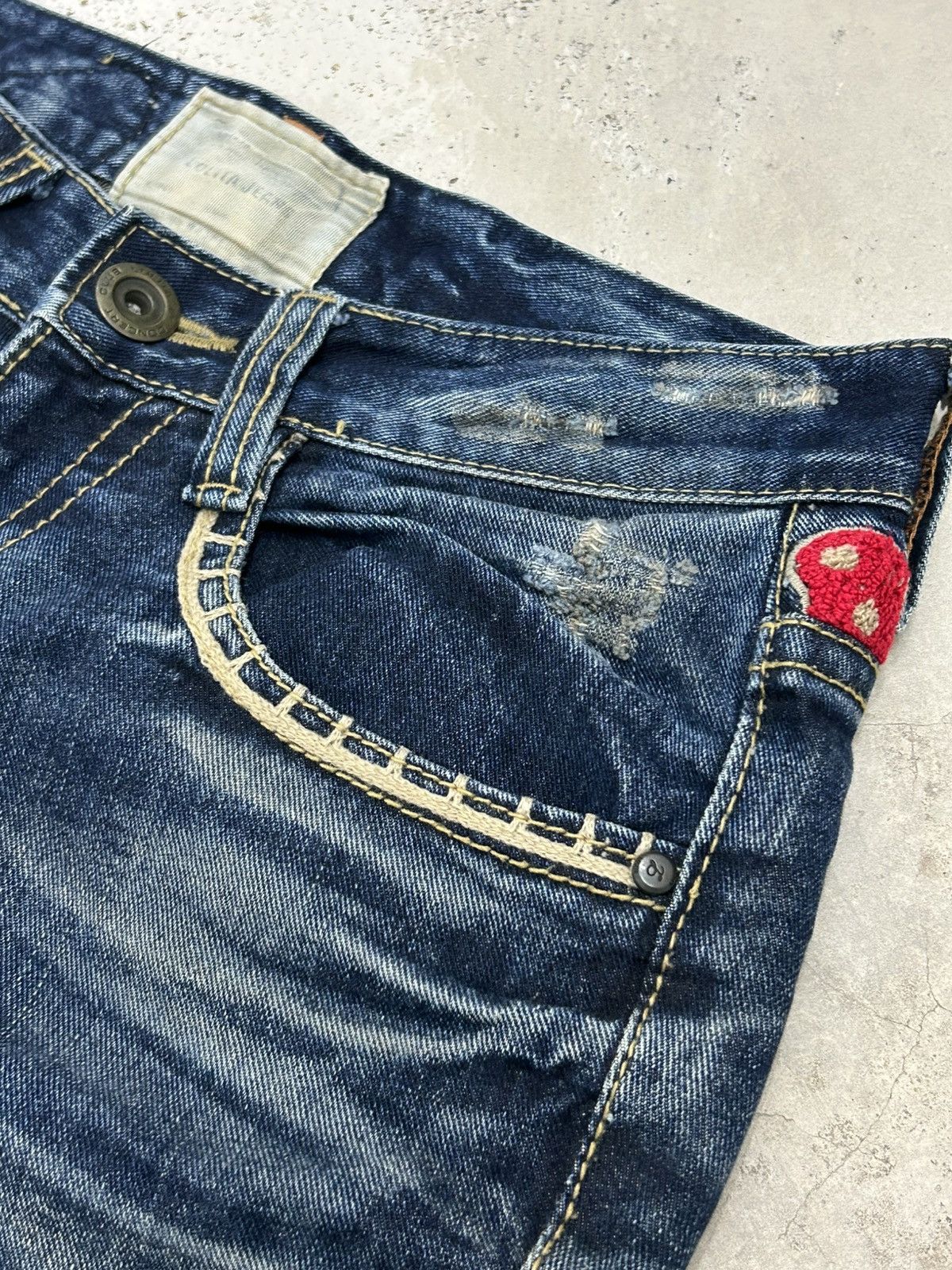 Japanese Brand Vintage Lolita X Yoshitomo Nara Patches Mud Washed Whisker Size US 29 - 15 Thumbnail