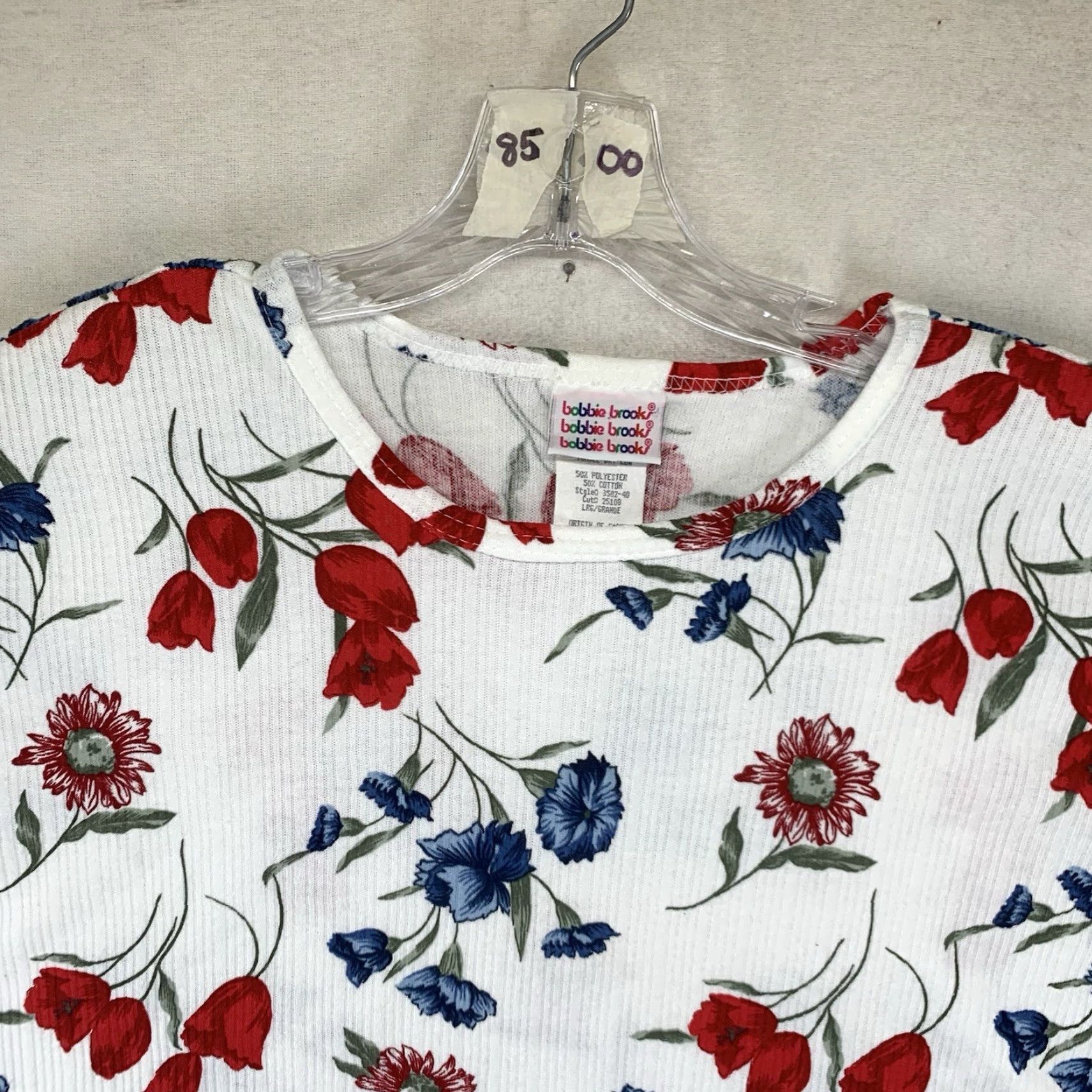 Vintage VINTAGE Bobbie Brooks Women's Oversized T-Shirt Large White Red Blue Floral 80s Casual Size L / US 10 / IT 46 - 4 Thumbnail