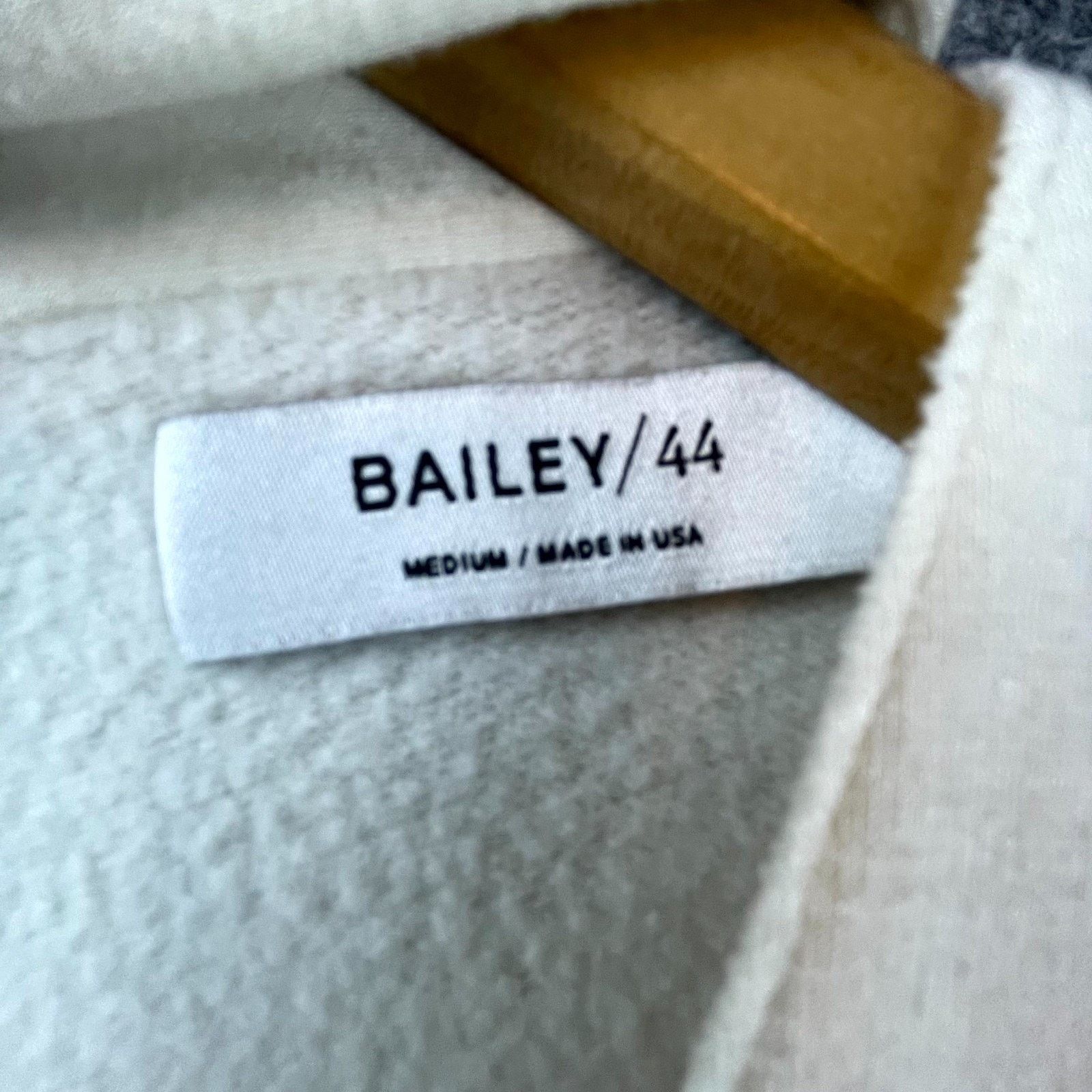 Bailey 44 Bailey/44 Eye Splice Choker Sweatshirt Womens Medium White Size M / US 6-8 / IT 42-44 - 3 Thumbnail