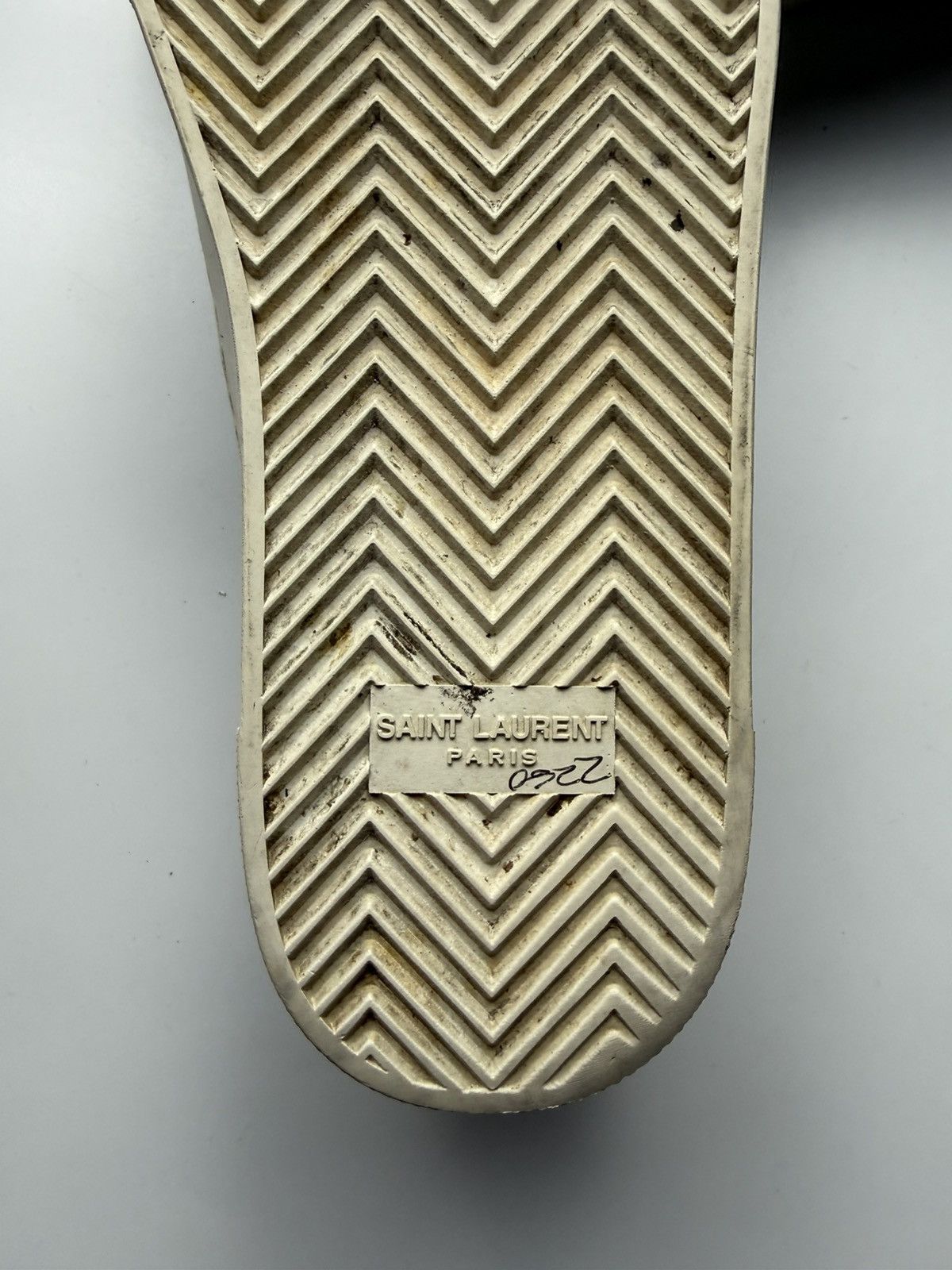 Saint Laurent Paris Saint Laurent Paris Zebra Slip On Size US 8 / EU 41 - 14 Thumbnail