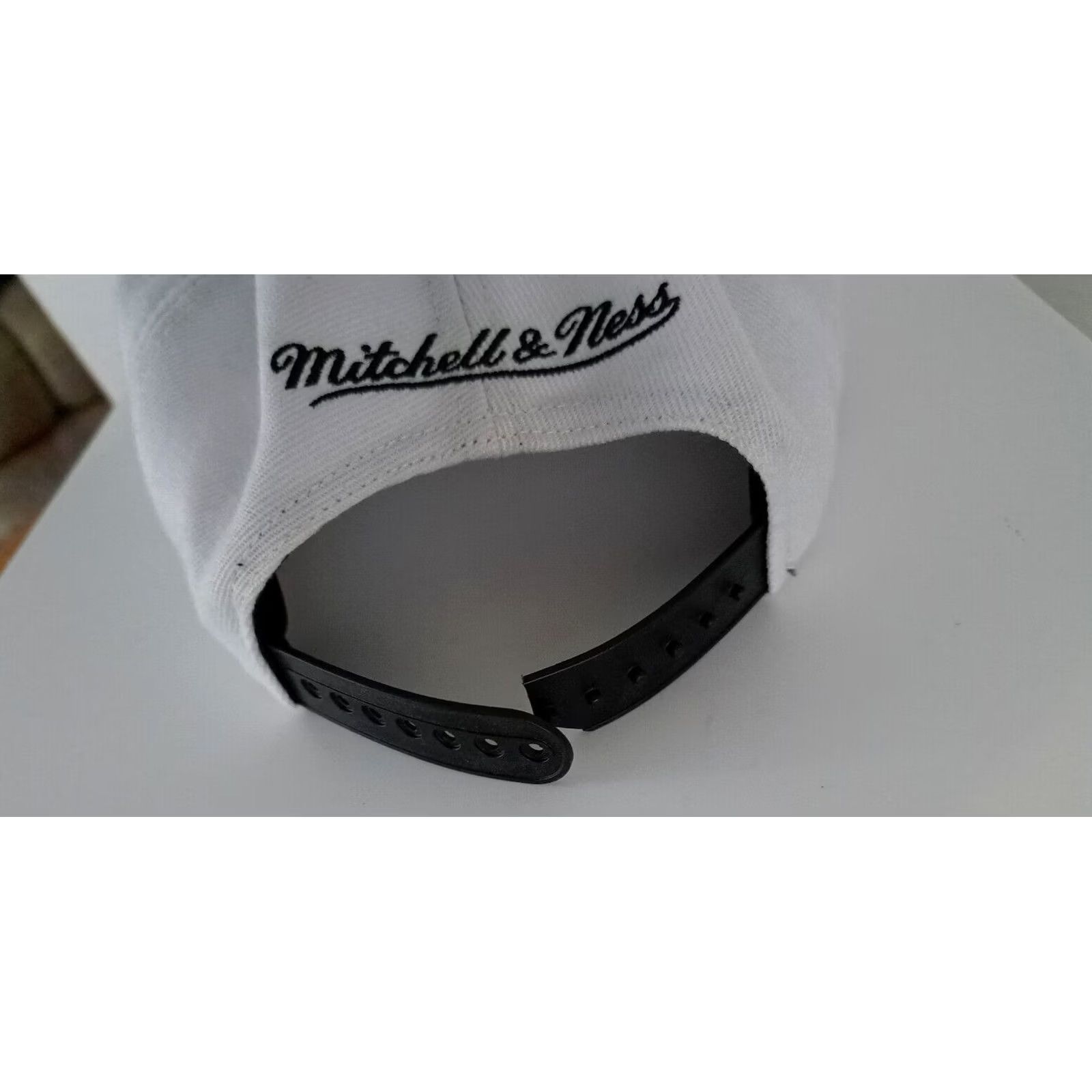 Reebok VINTAGE Mitchell&Ness LA Lakers Basketball Adjustable Hat Size ONE SIZE - 2 Thumbnail