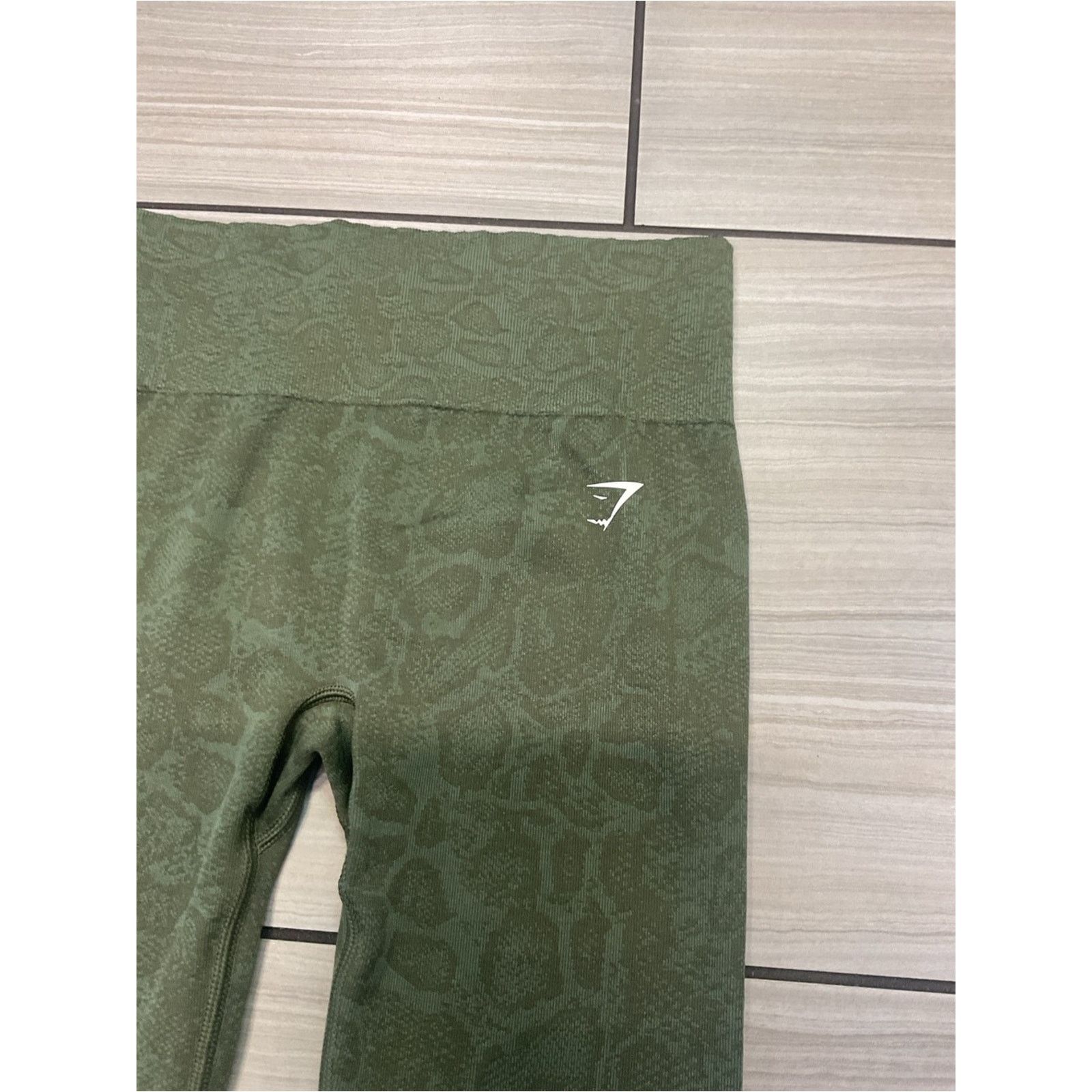 Gymshark Gymshark Olive Green Seamless Scrunch Leggings Size 24" / US 00 / IT 34 - 5 Thumbnail