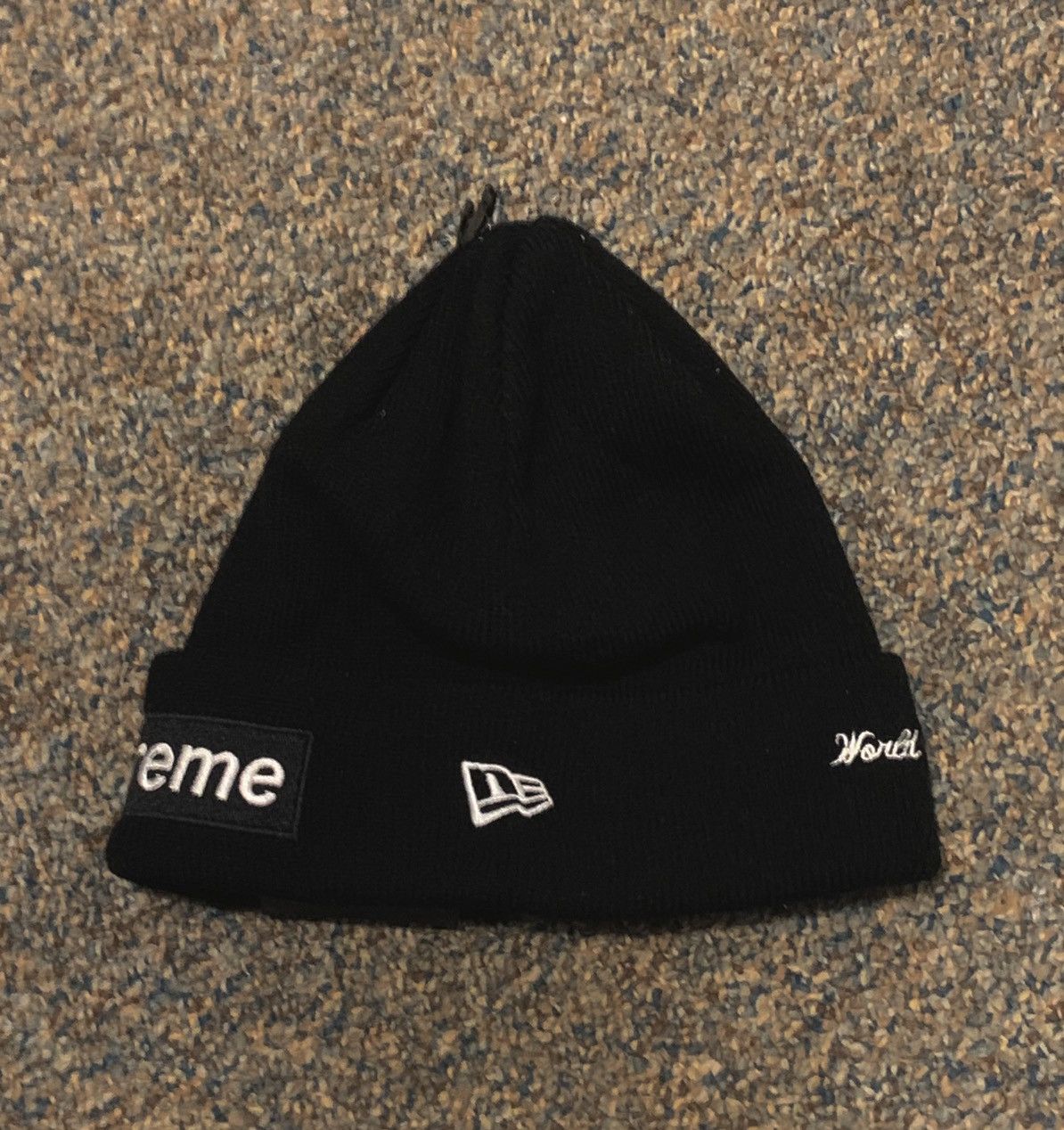Other Supreme New Era World Famous Beanie Black FW20 Box Logo Hat Size 32 - 2 Thumbnail