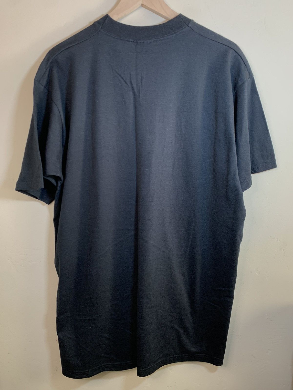 Vintage *RARE* Vintage R2/DC R2D2 AC/DC Parody Puff Print Shirt Size US XL / EU 56 / 4 - 4 Thumbnail