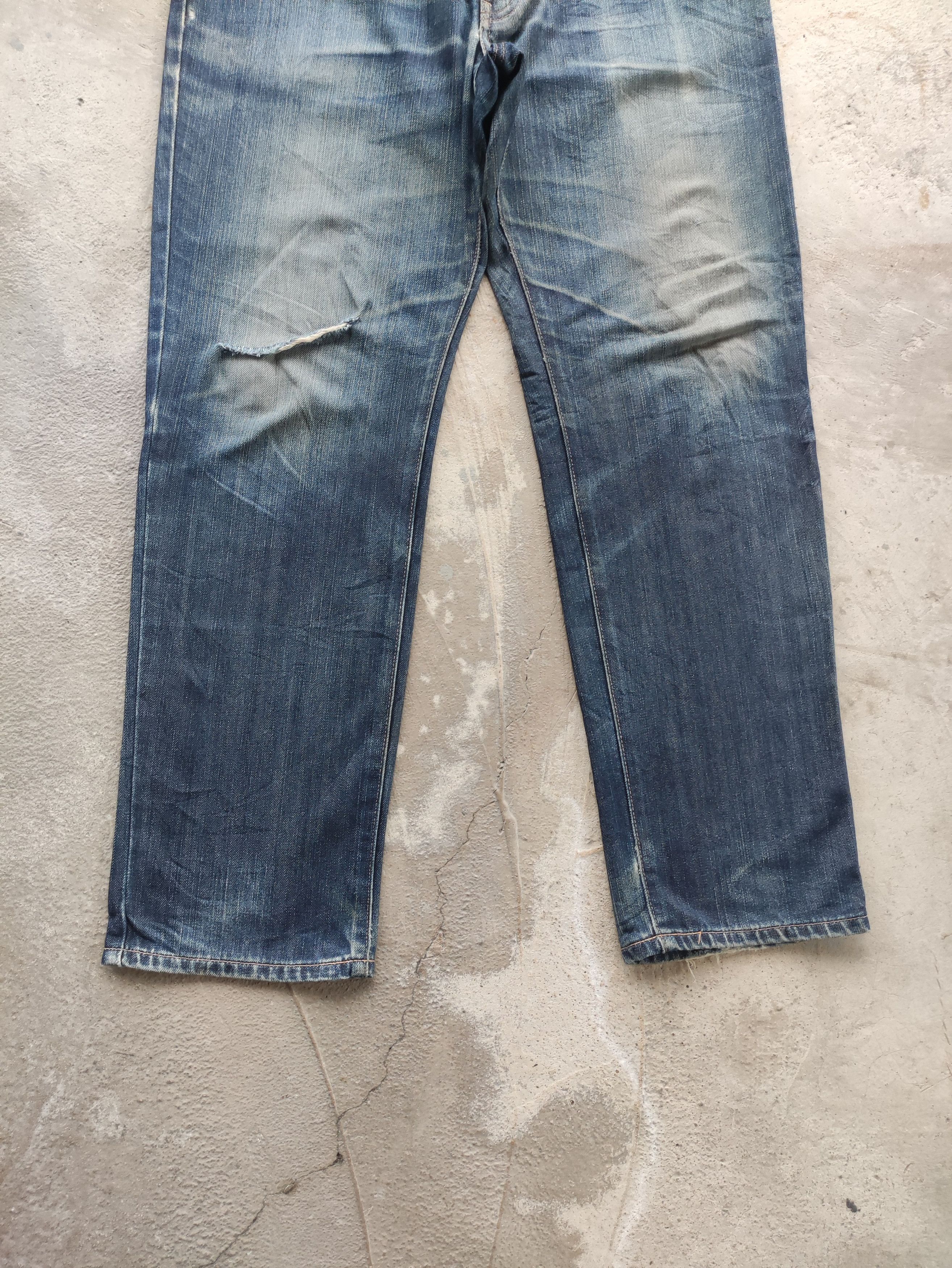 Edwin Vintage Edwin Japan Jean Distressed Faded Denim Size US 37 - 4 Thumbnail