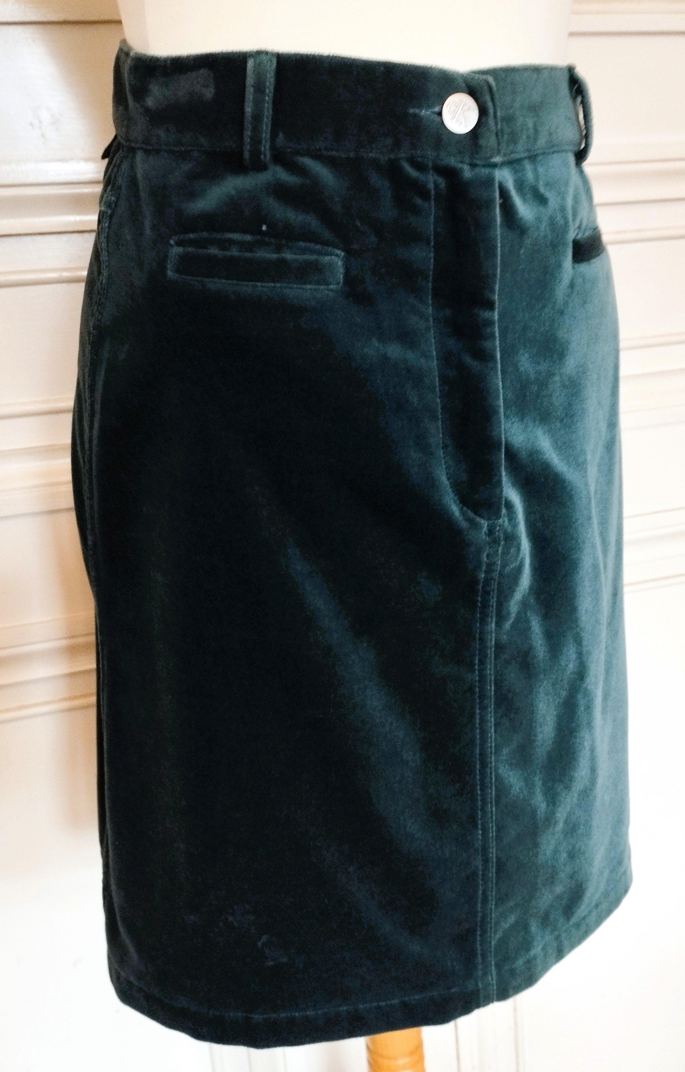 Calvin Klein Calvin Klein Jupe Panne de Velours Emeraude T XS Size 25" / US 0 / IT 36 - 1 Thumbnail