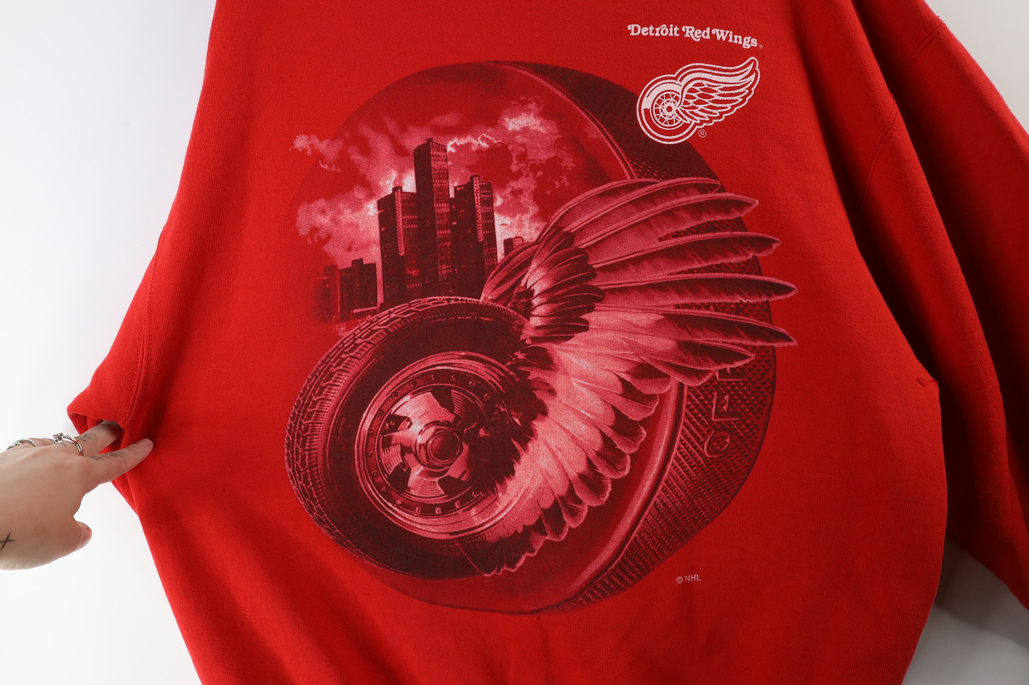 Vintage Vintage 90s Out Detroit Red Wings Hockey Sweatshirt Red Size US XL / EU 56 / 4 - 5 Thumbnail