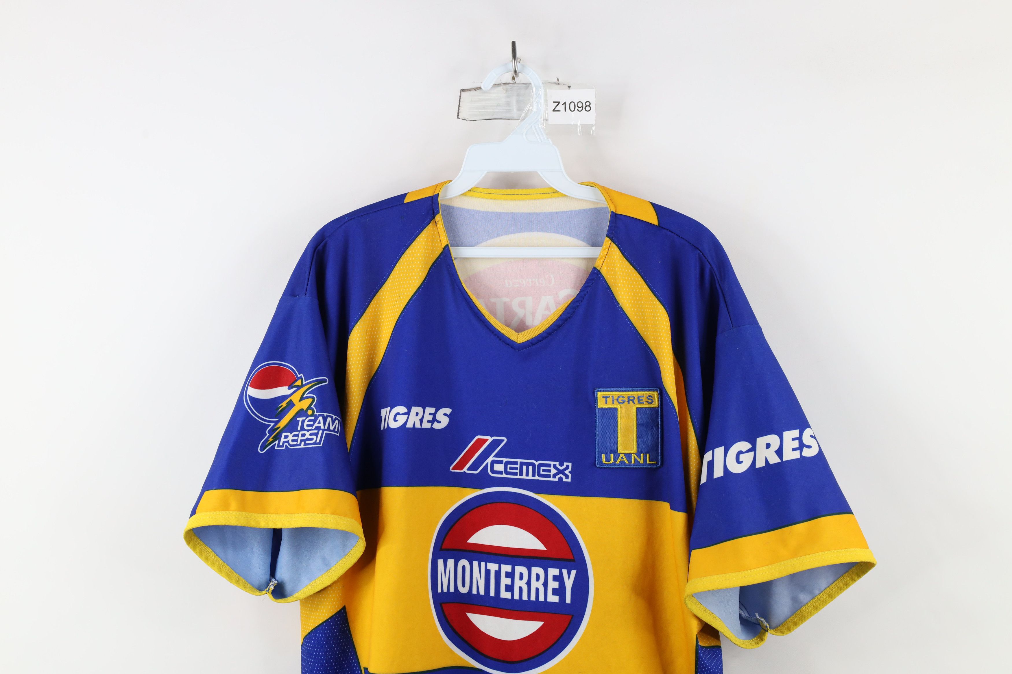 Vintage Vintage Y2K 2004 2005 Liga Tigres UANL Soccer Futbol Jersey Size US XL / EU 56 / 4 - 2 Thumbnail