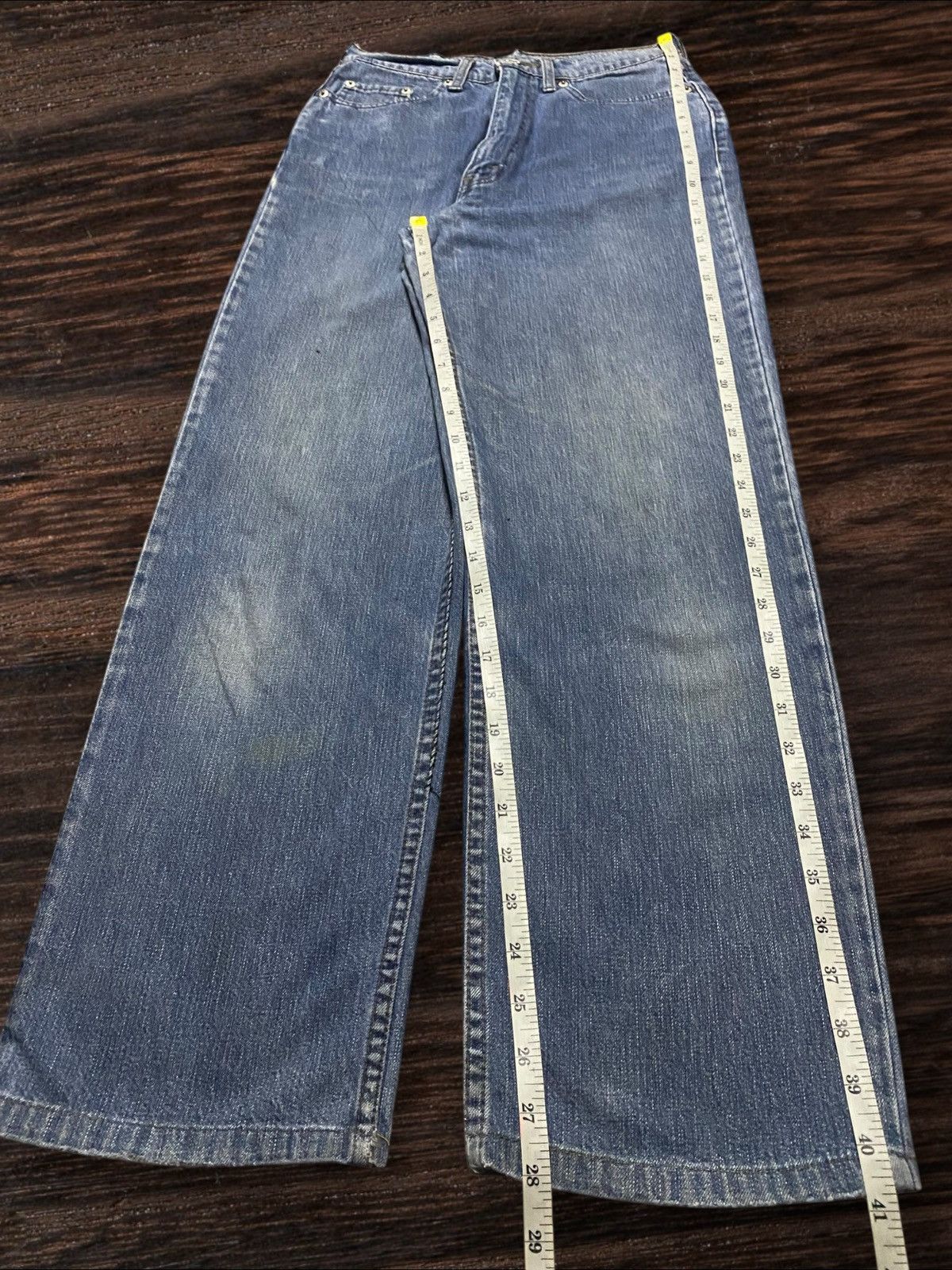 Levi's Vintage Levis 509 Japan White Tab Distressed Loose Jeans Size US 26 / EU 42 - 14 Thumbnail