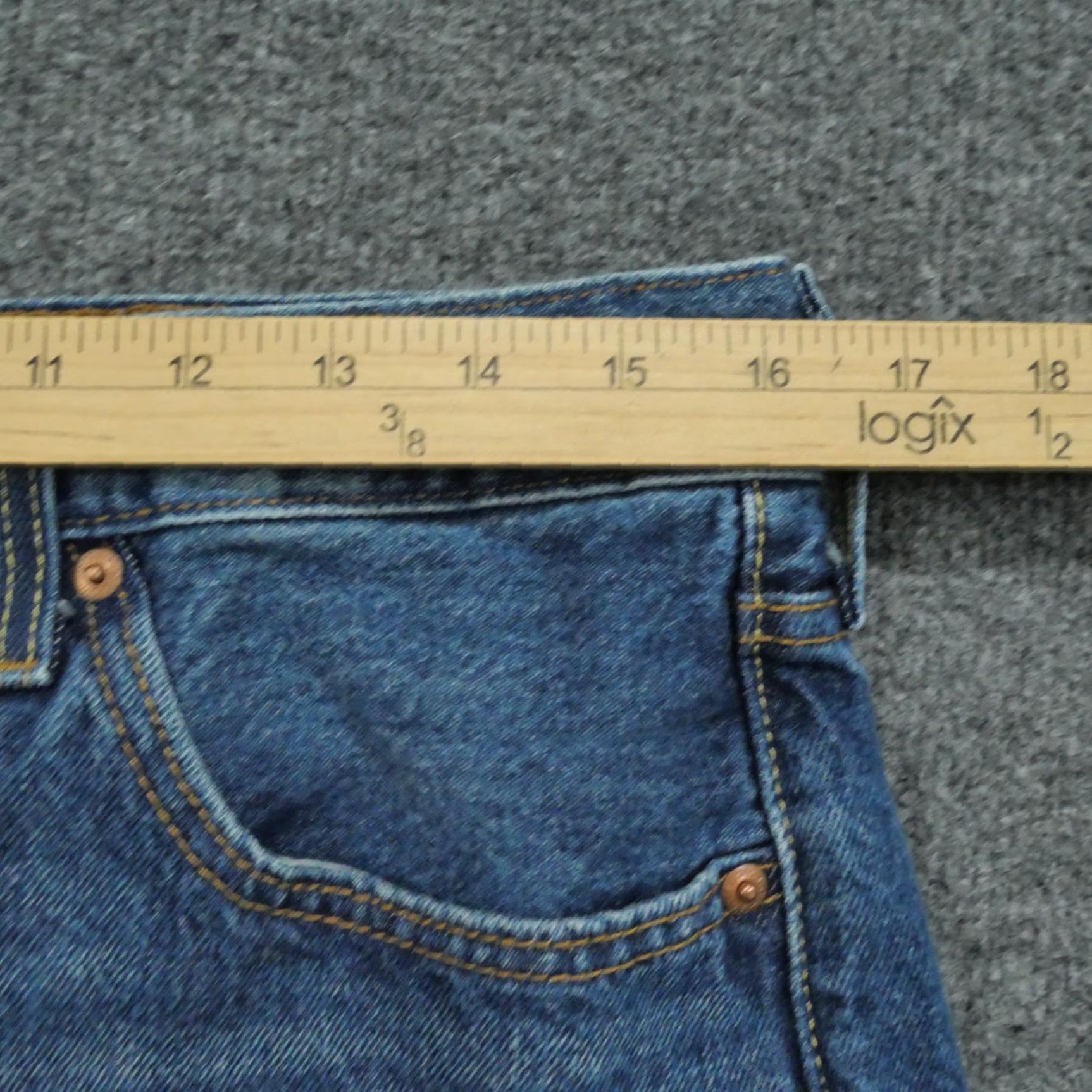 Levi's VINTAGE Levis 501 Shorts Womens 34 Blue Denim Button Fly Fade Whiskers 33x6 Size 24" / US 00 / IT 34 - 7 Thumbnail