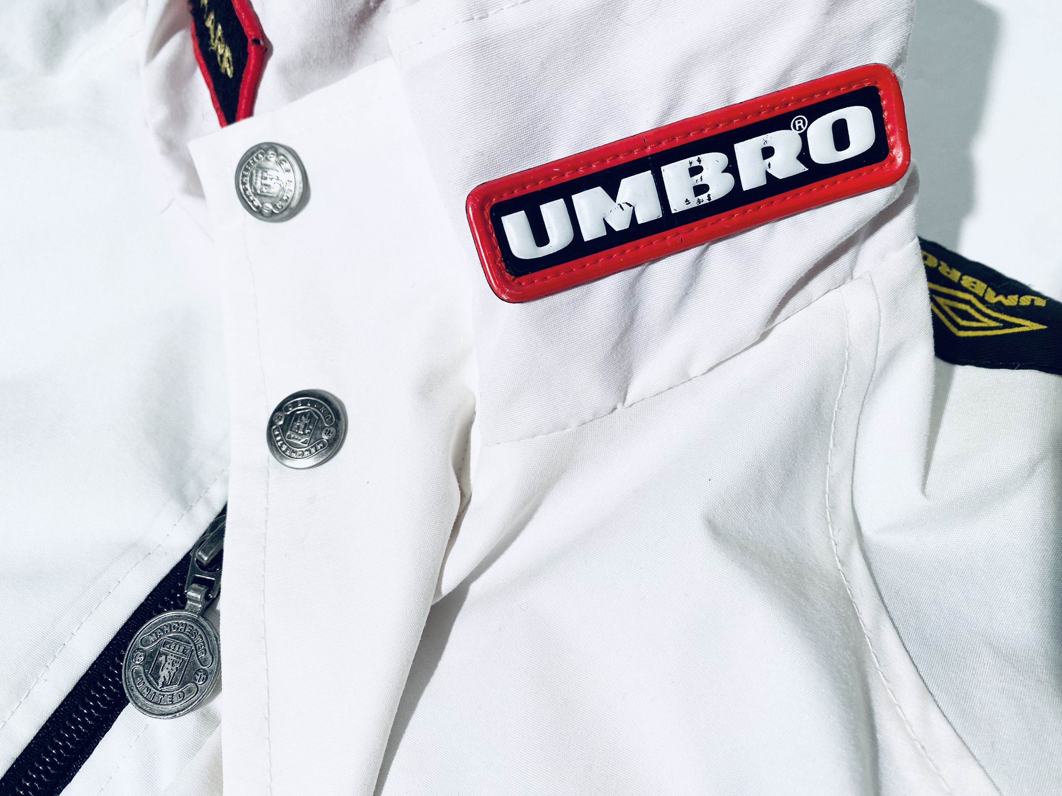 Umbro Manchester United Track / Training Jacket 1997 1998 Size US XL / EU 56 / 4 - 7 Thumbnail