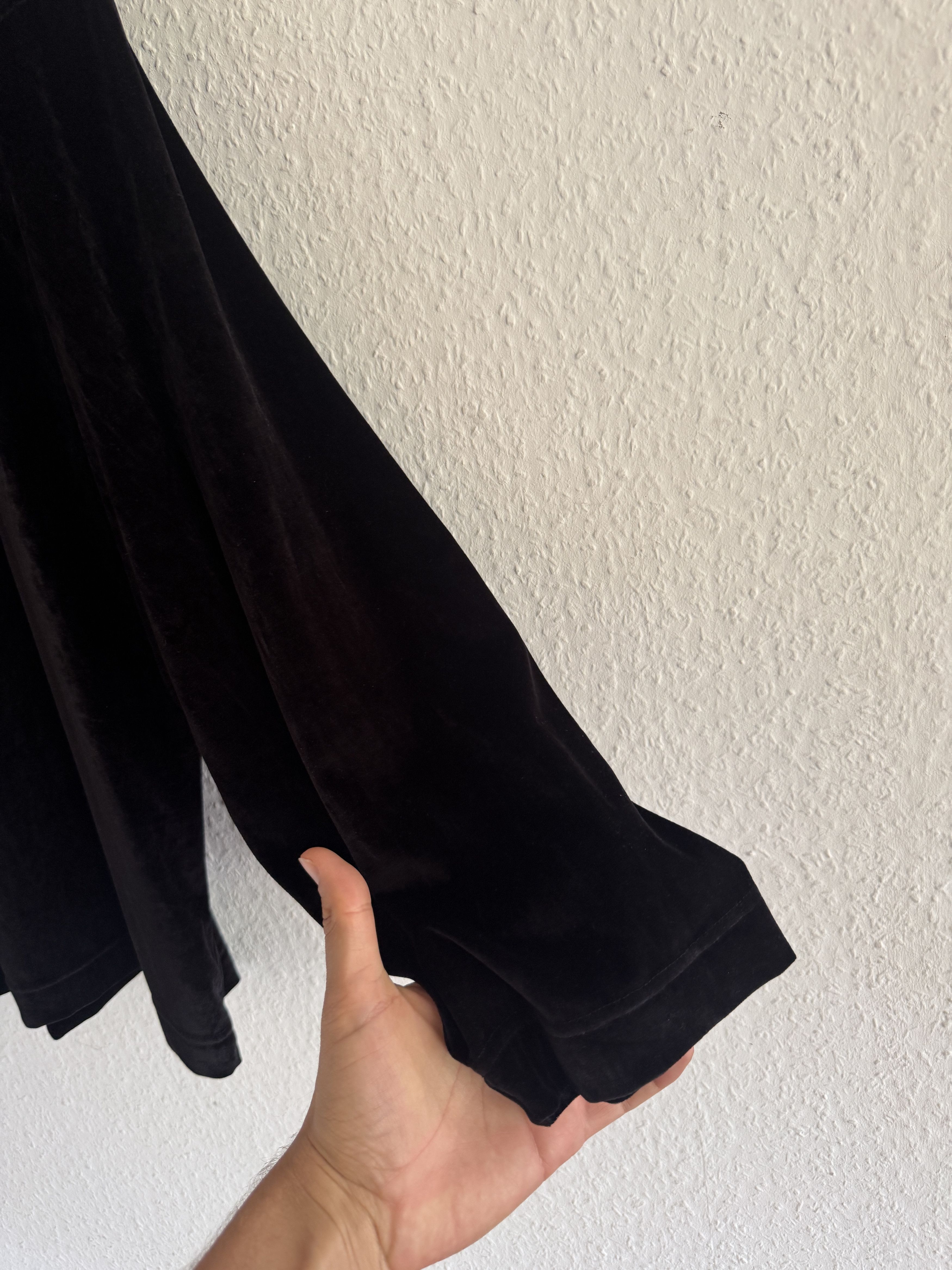 Balenciaga Velvet Oversized Hoodie Black Size US M / EU 48-50 / 2 - 5 Thumbnail