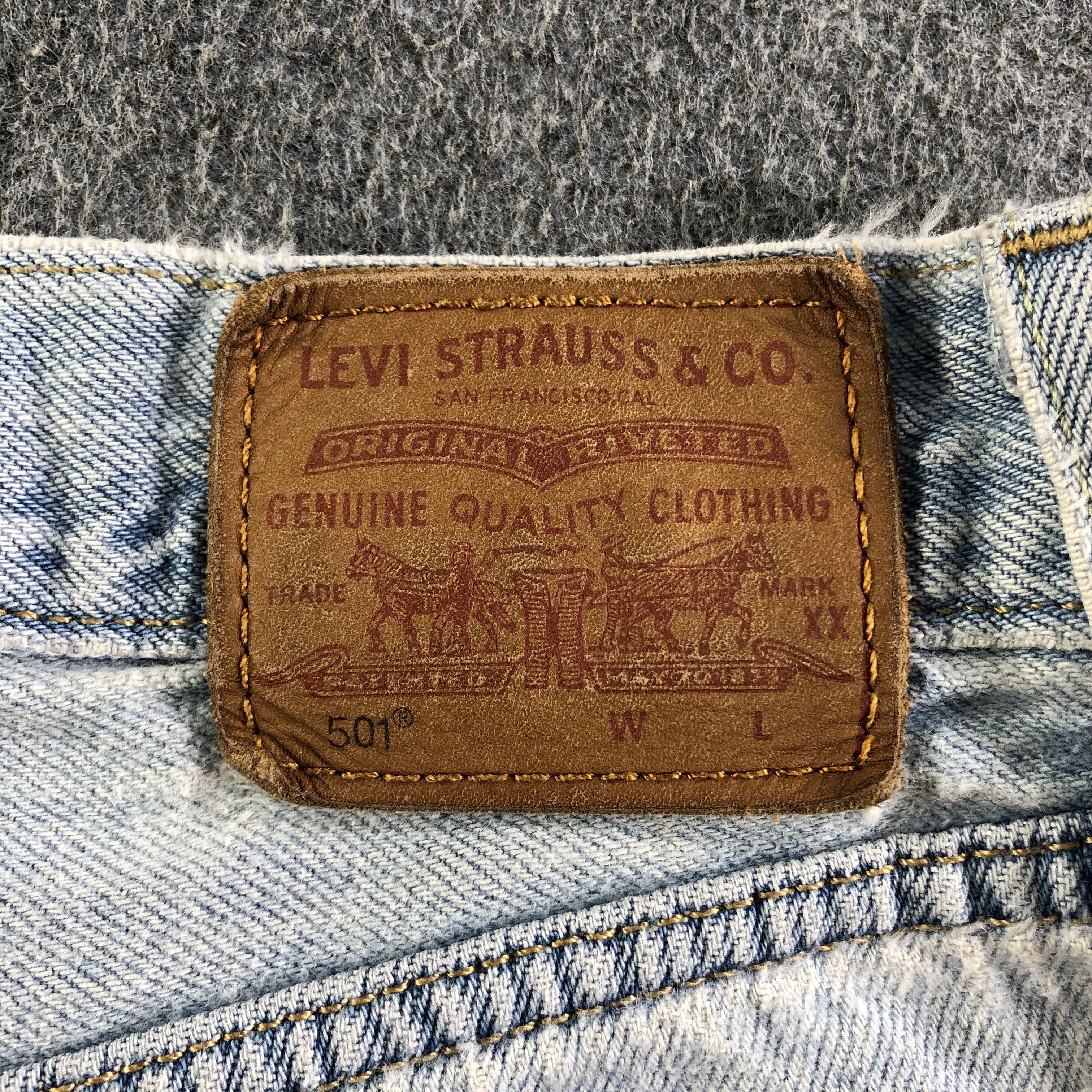 Levi's Vintage Light Wash Levis 501 Jeans-J3703 Size US 33 - 5 Thumbnail