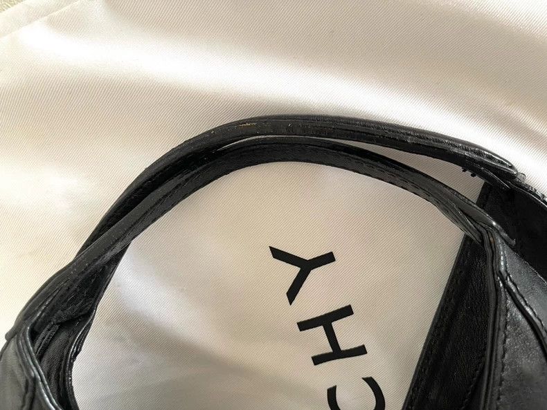 Givenchy Givenchy ShoulderUnderarm bag Large Capacity Soft Leather Size ONE SIZE - 4 Thumbnail