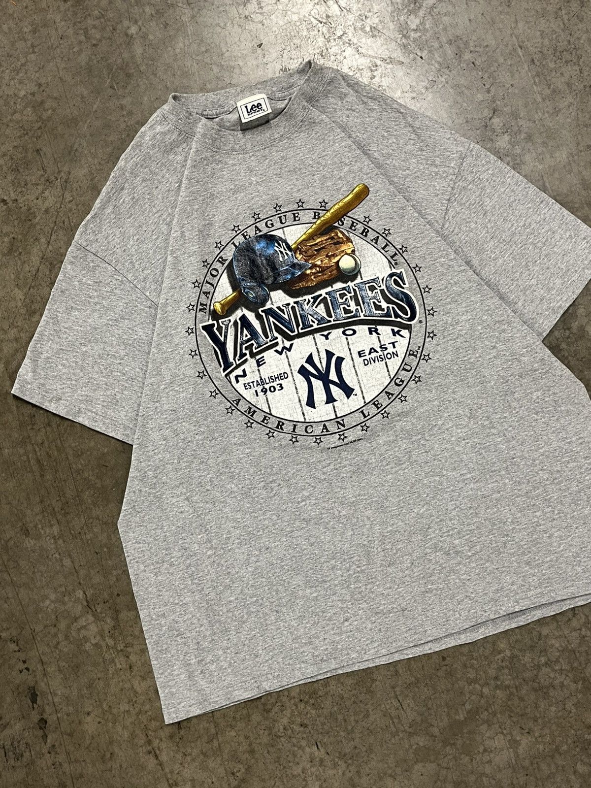 Vintage NY Yankees vintage tee shirt 90s Lee sports hype boxy Size US XL / EU 56 / 4 - 3 Thumbnail