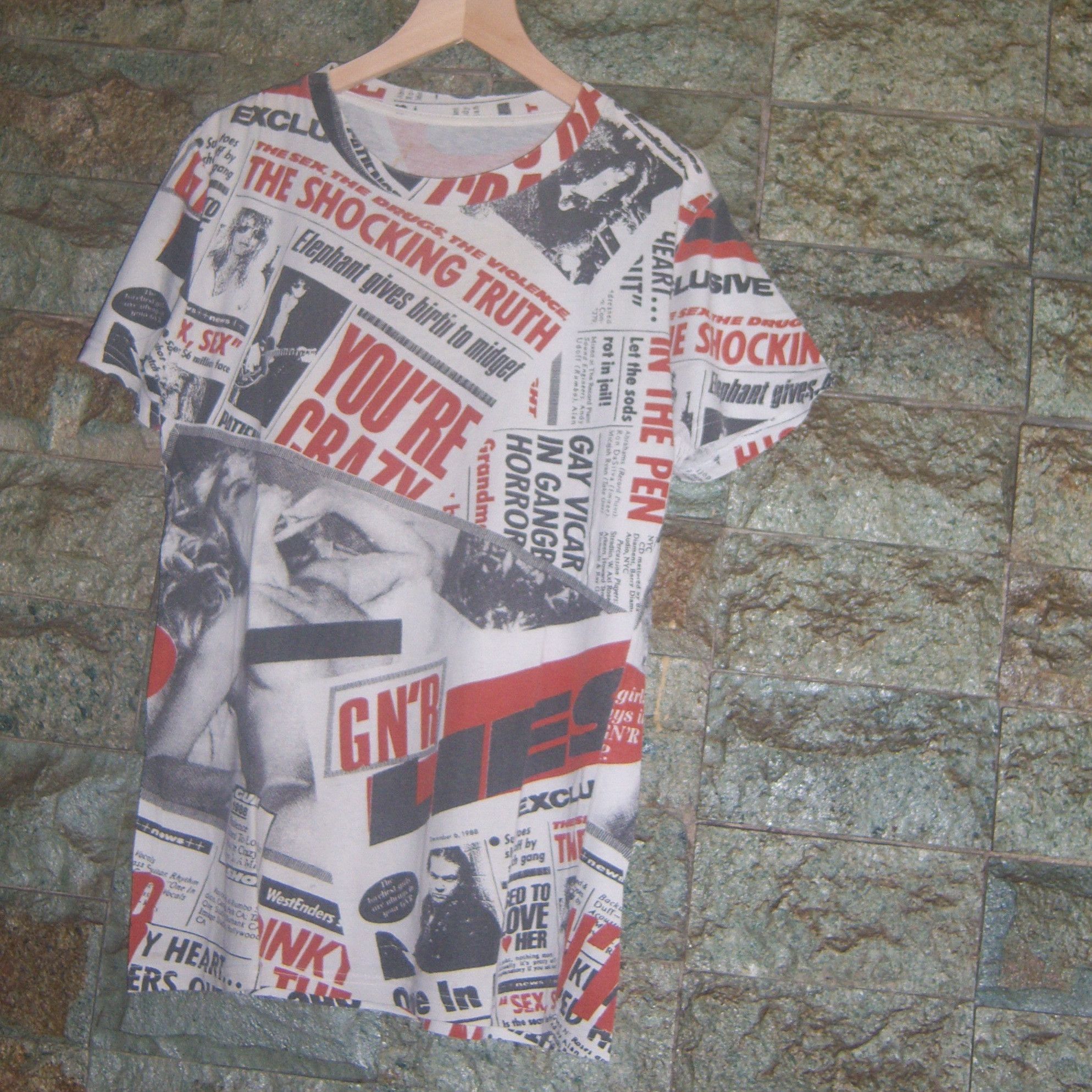 Band Tees × Guns N' Roses Guns And Roses Newspaper Lies Album Cover Size US S / EU 44-46 / 1 - 2 Thumbnail