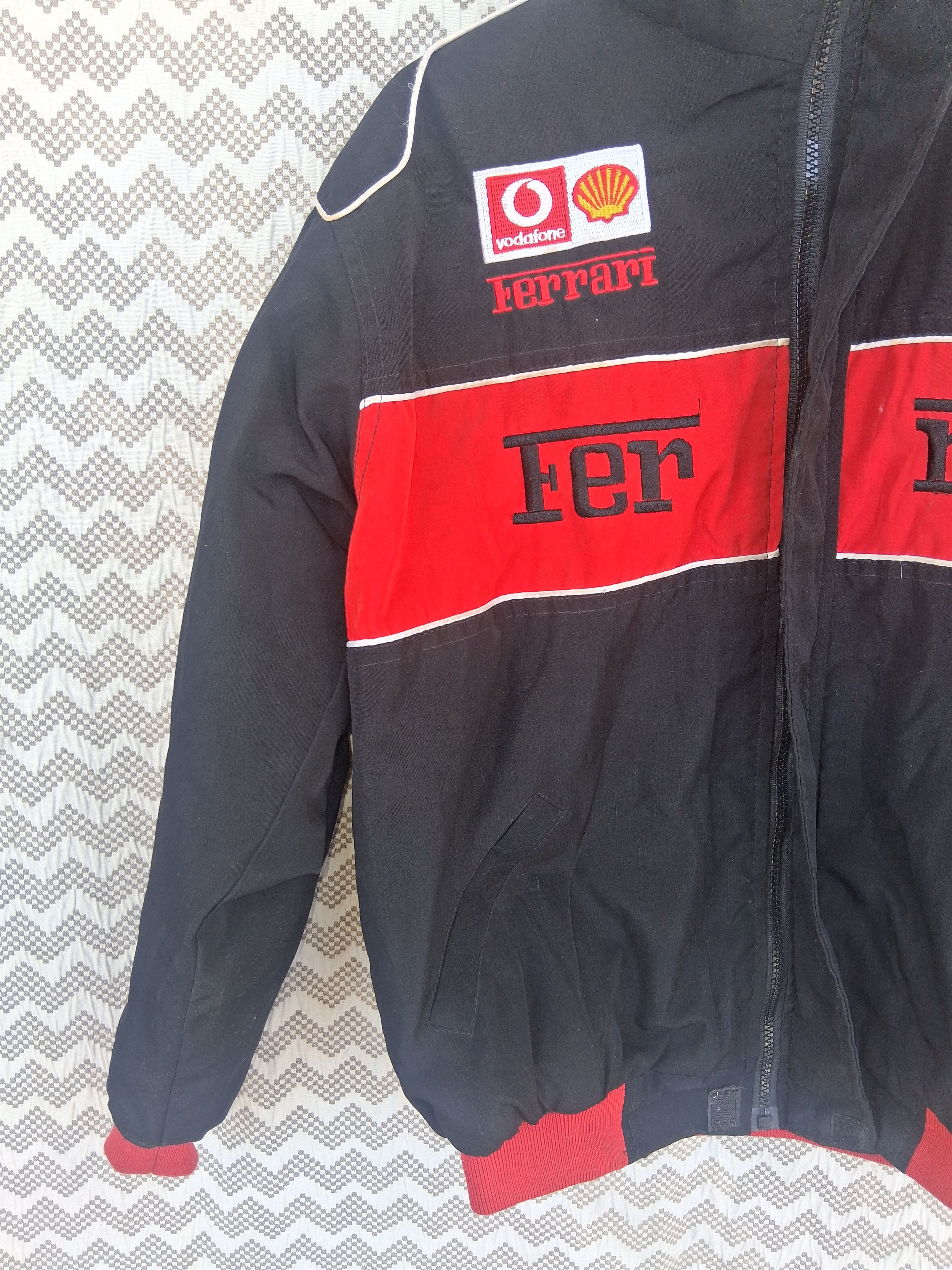 Ferrari Ferrari Racing Jacket with Vodafoen Sponsor Logo from 1990s Size US XS / EU 42 / 0 - 12 Thumbnail