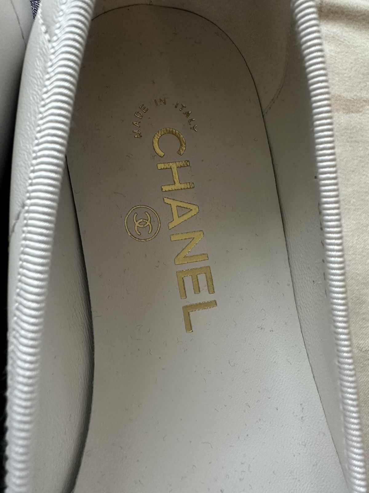 Chanel Chanel 26M coco beach Cambon Flat White color size 37 Size US 7 / IT 37 - 4 Thumbnail