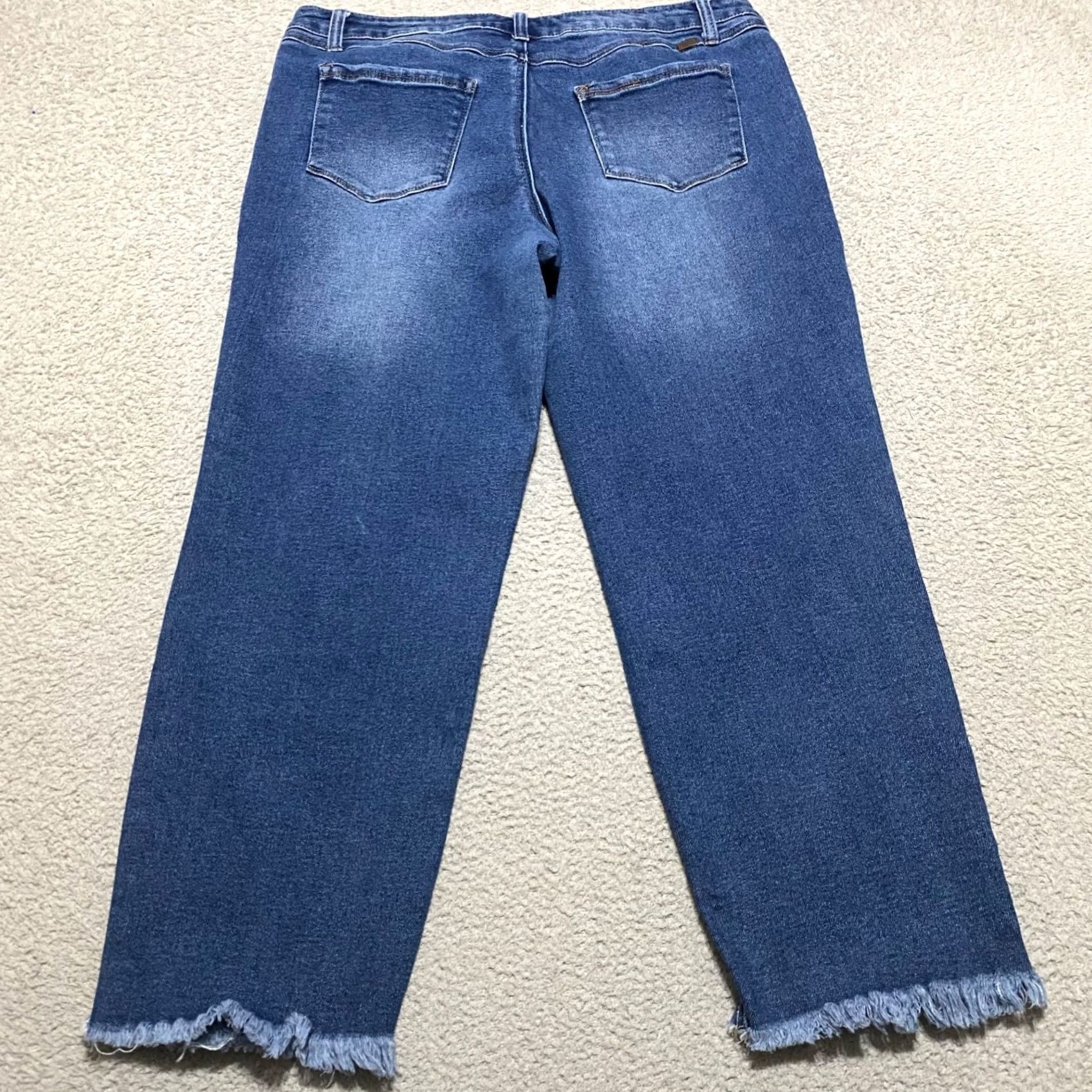Vintage 1822 Denim Womens 16 Jeans Blue Loose Straight High Rise Raw Hem Distress Size 38" / US 16 / IT 52 - 2 Thumbnail