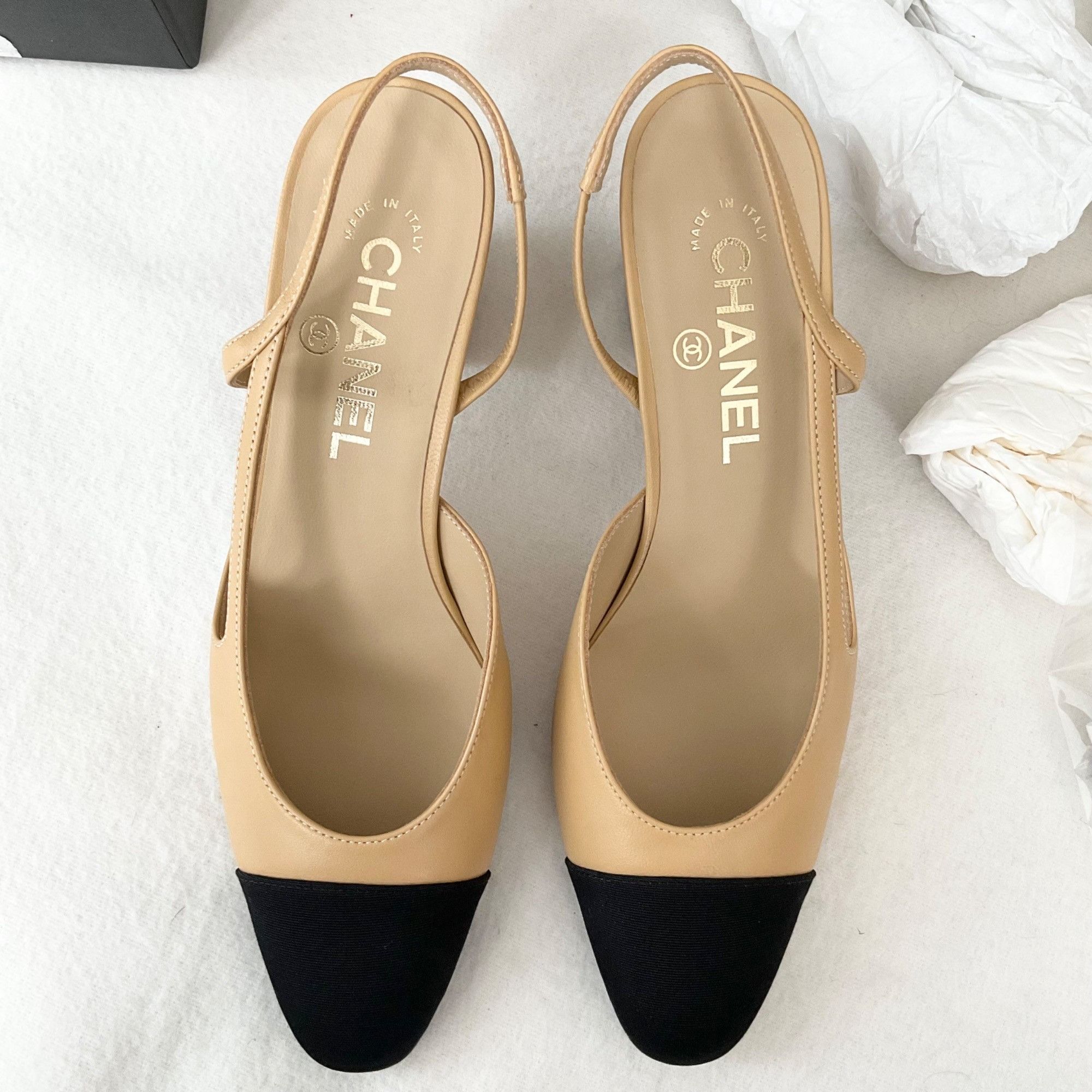 Chanel CHANEL Interlocking TWO tone beige Leather Slingback Pumps h Size US 7 / IT 37 - 2 Thumbnail