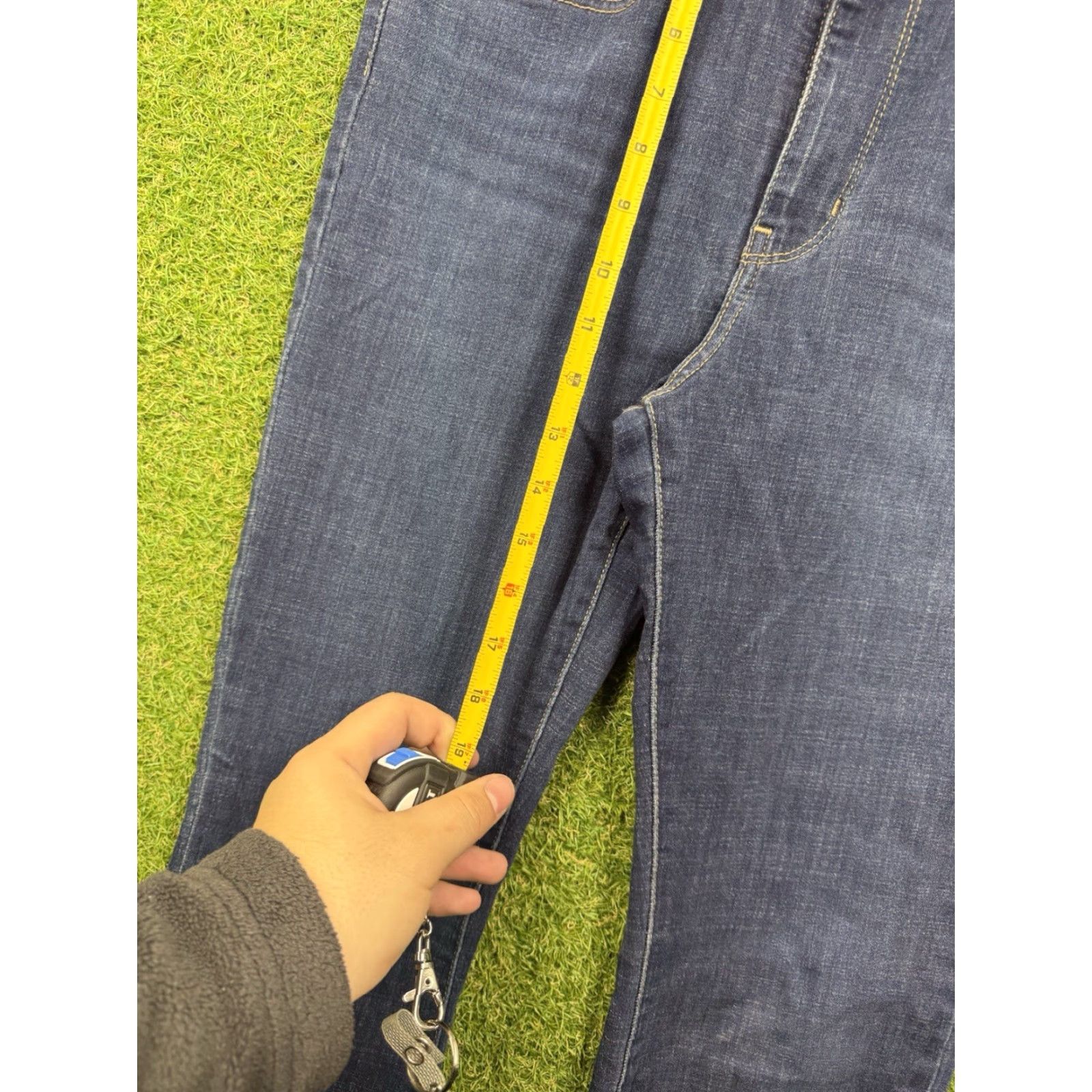 Levi's Levis 725 Jeans Womens 30x32 High Rise Bootcut Dark Wash Stretch Denim Workwear Size 30" / US 8 / IT 44 - 7 Thumbnail