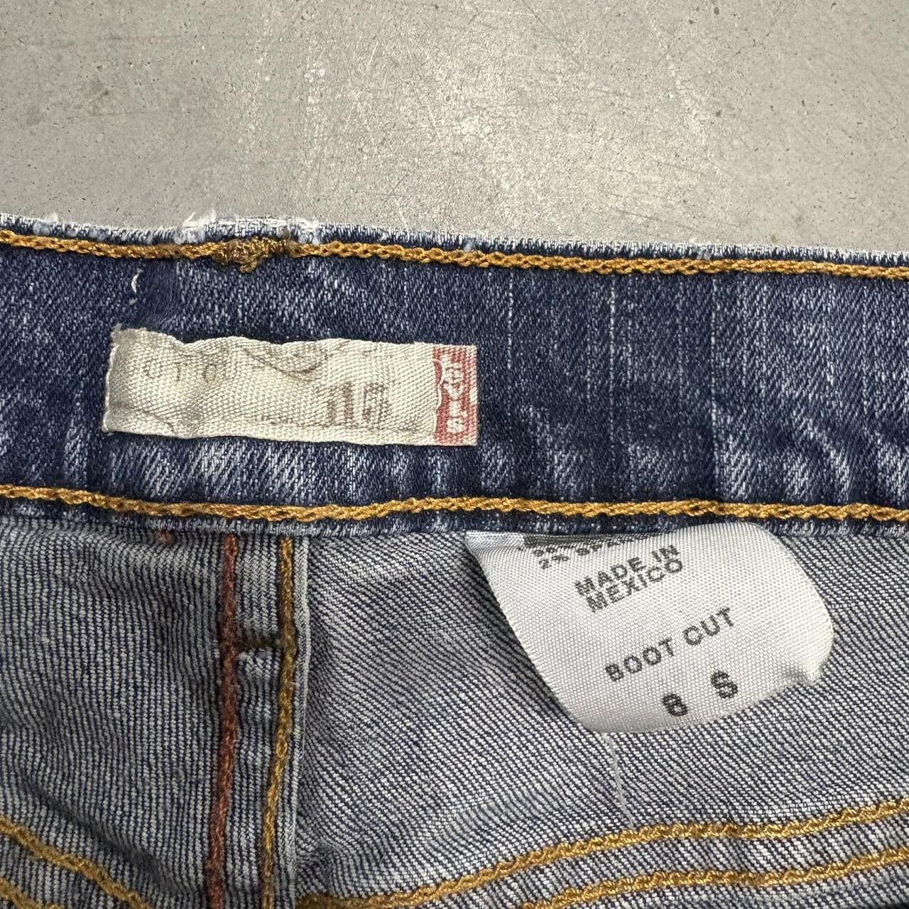 Vintage Crazy Vintage Y2K/2000s Levis Bootcut Dark Wash Denim Jeans! Size US 28 / EU 44 - 6 Thumbnail