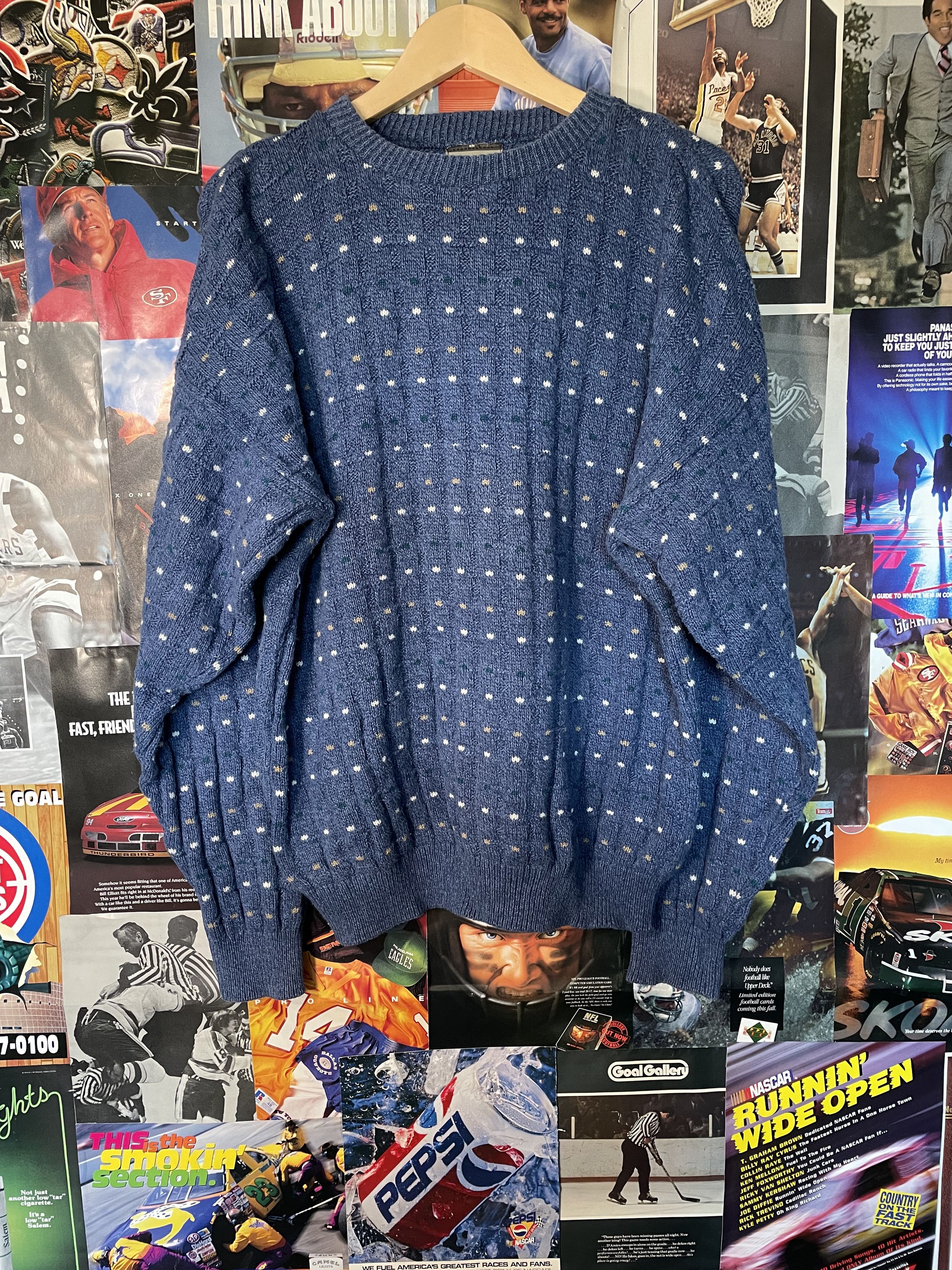 Vintage Vintage Blue Dotted Sweater Size US L / EU 52-54 / 3 - 1 Thumbnail