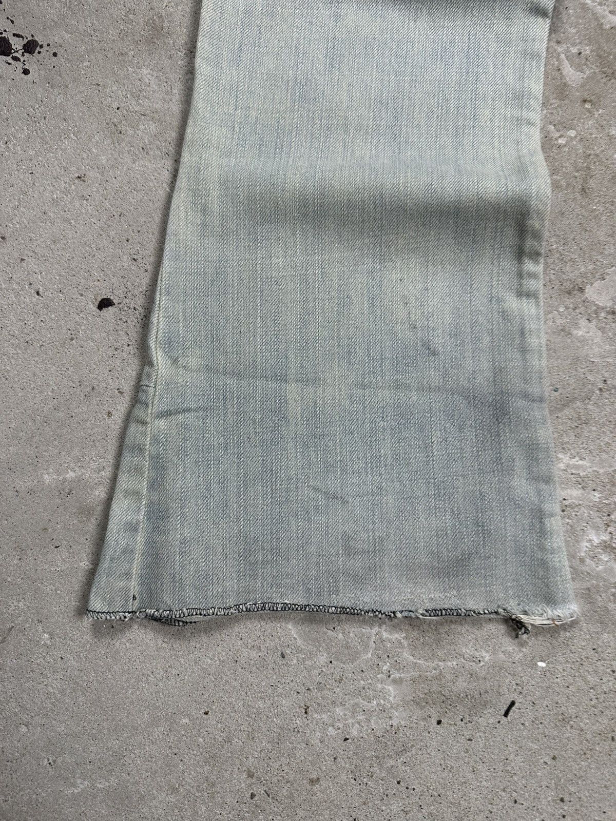 Dolce & Gabbana Vintage 2000s Dolce & Gabbana Flare Distressed Denim Pants Size 32" / US 10 / IT 46 - 13 Thumbnail