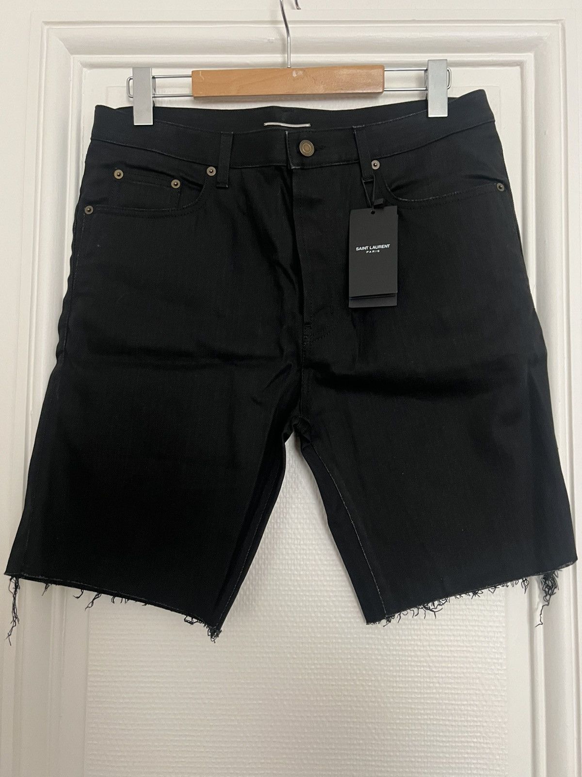 Saint Laurent Paris Saint Laurent Paris black short denim Size US 33 - 1 Thumbnail