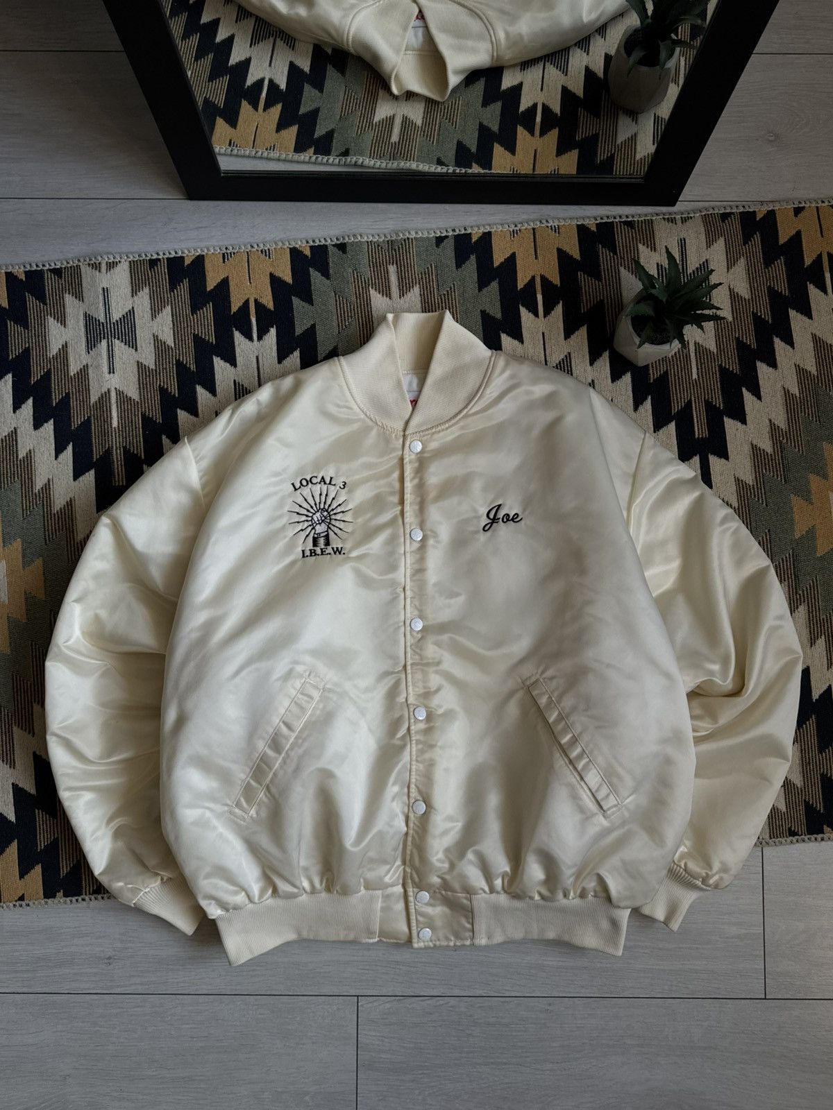 Vintage Vintage 1996 Local 3 I.B.E.W. USA Bomber Size US XL / EU 56 / 4 - 3 Thumbnail