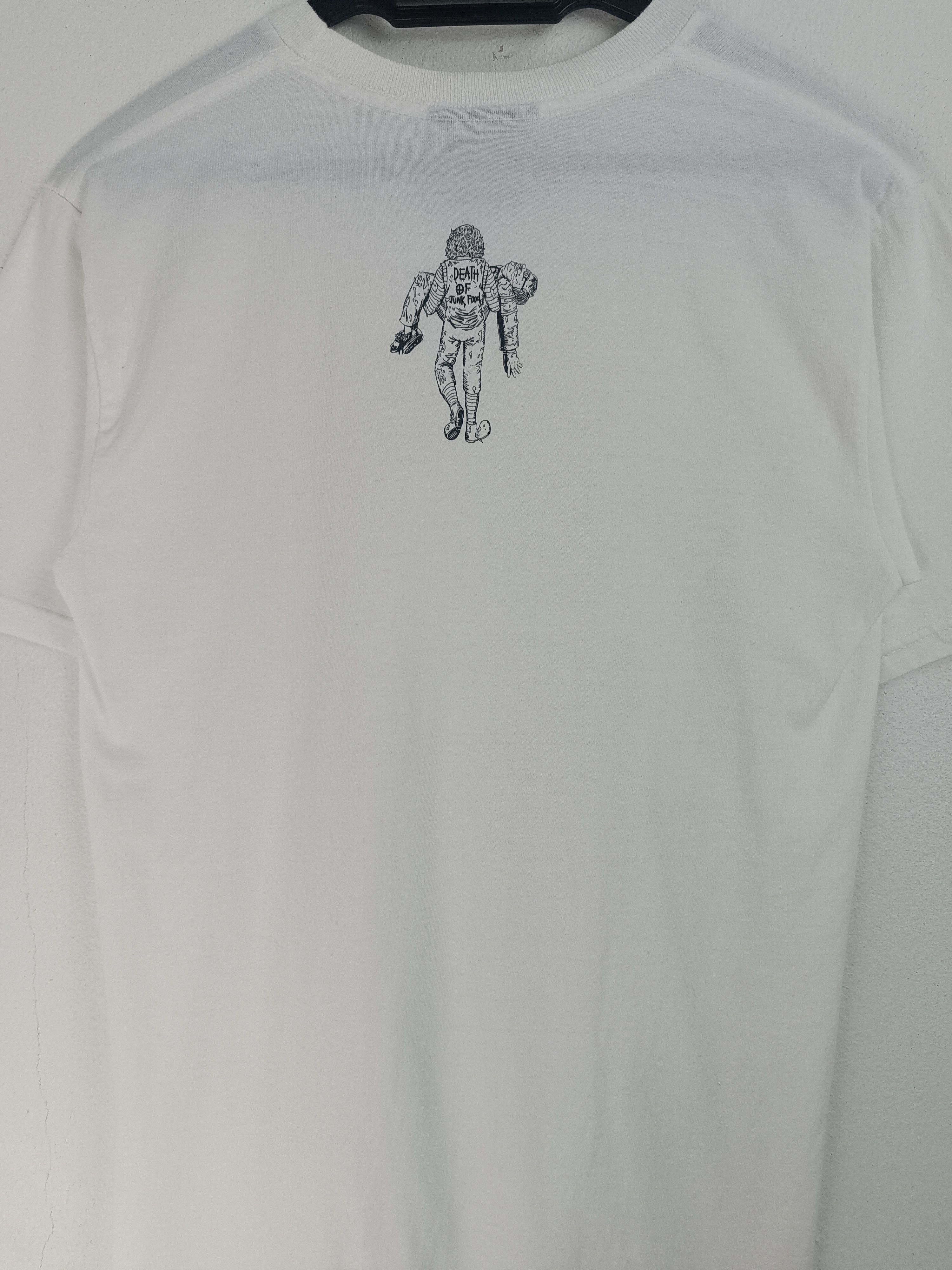 Vintage VINTAGE DEATH OF JUNKFOOD MCDONALD VS KFC TEE VERY RARE Size US S / EU 44-46 / 1 - 14 Thumbnail